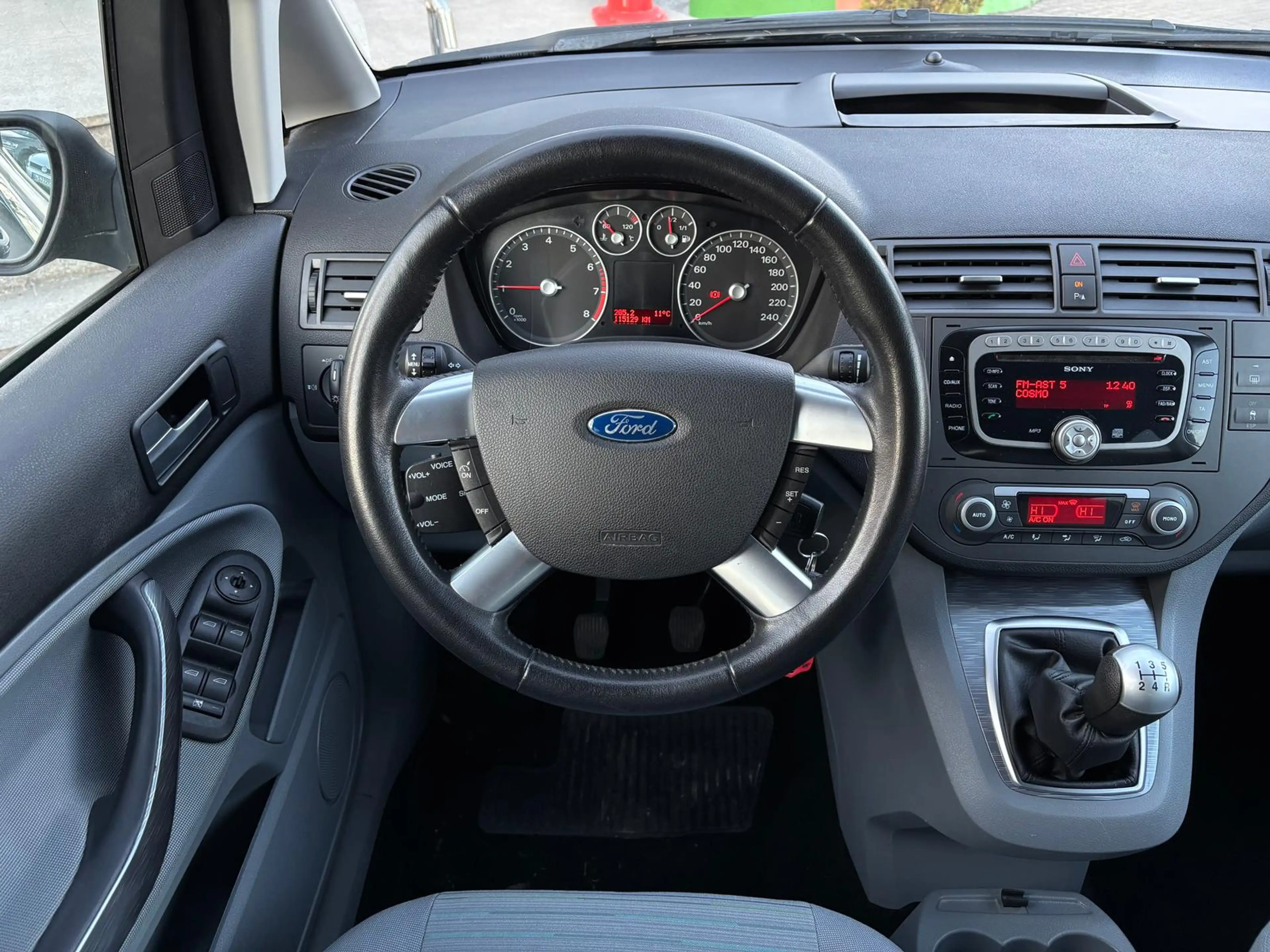 Ford C-Max 1.8 Style — photo 3