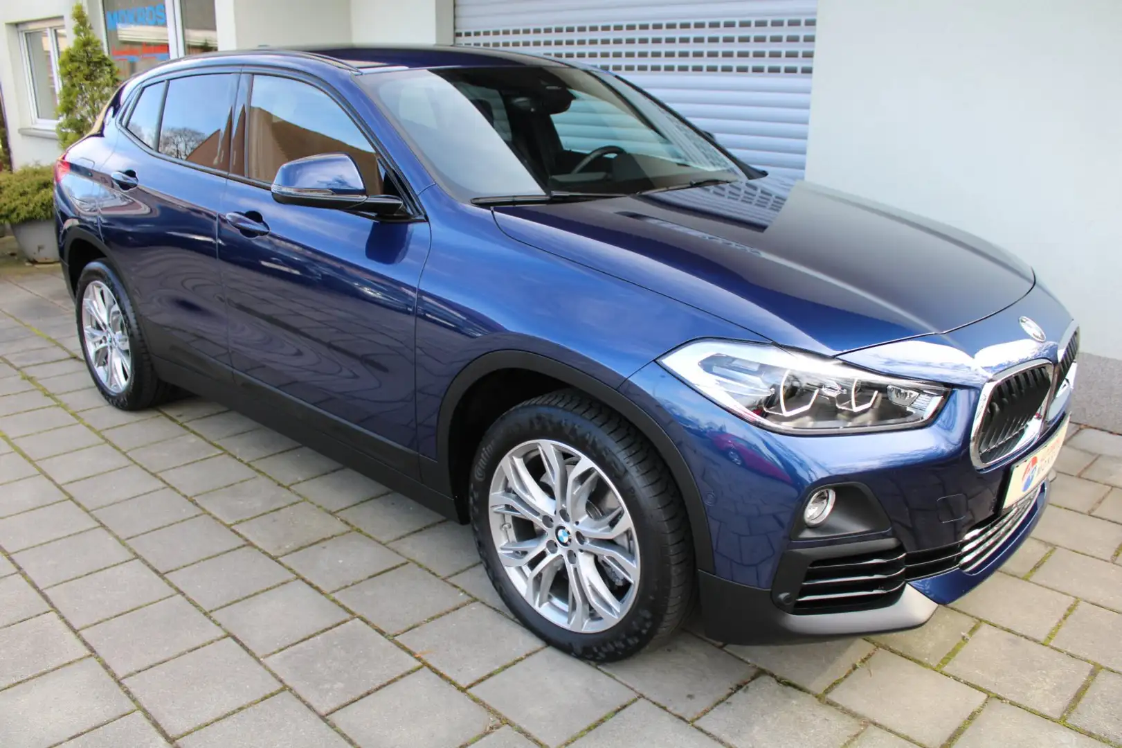 BMW X2 xDrive20i Aut. Advantage Plus LED Navigation Rück Blu/Azzurro - 1