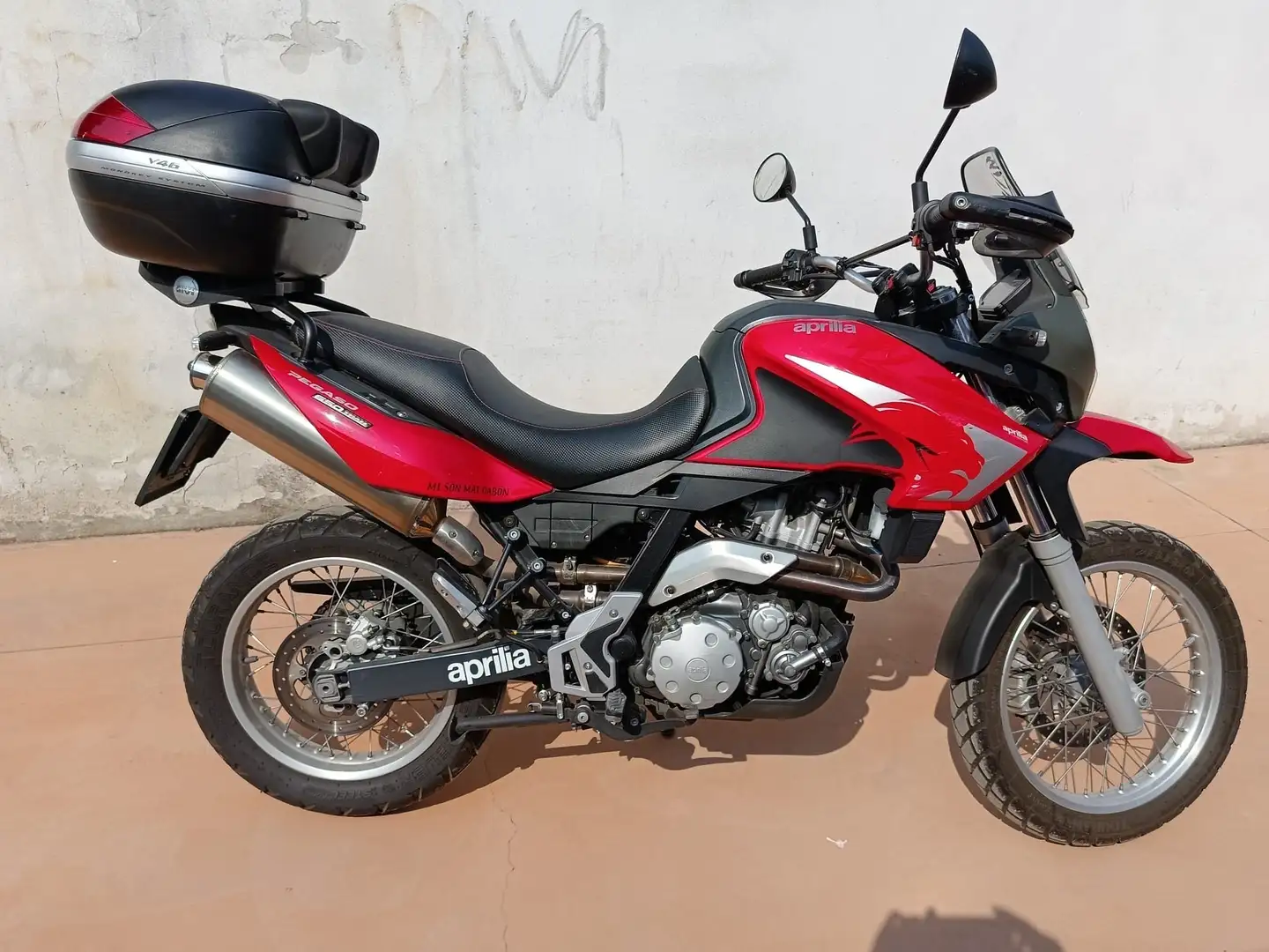 Aprilia Pegaso 650 trail Rouge - 1