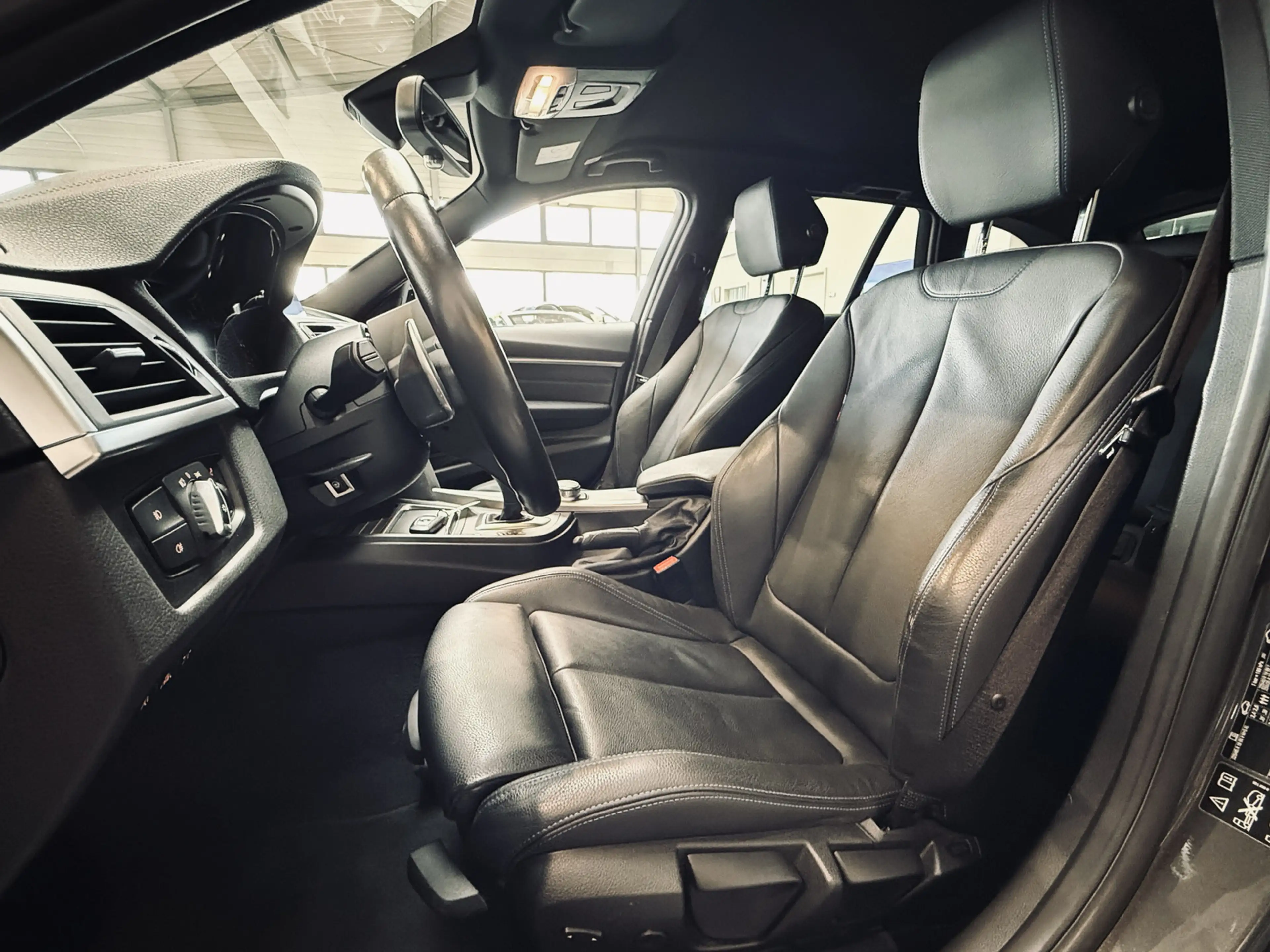 BMW 340 i xDrive M Sport Shadow |Kamera|SHZ|Harman-Kardon| — photo 11