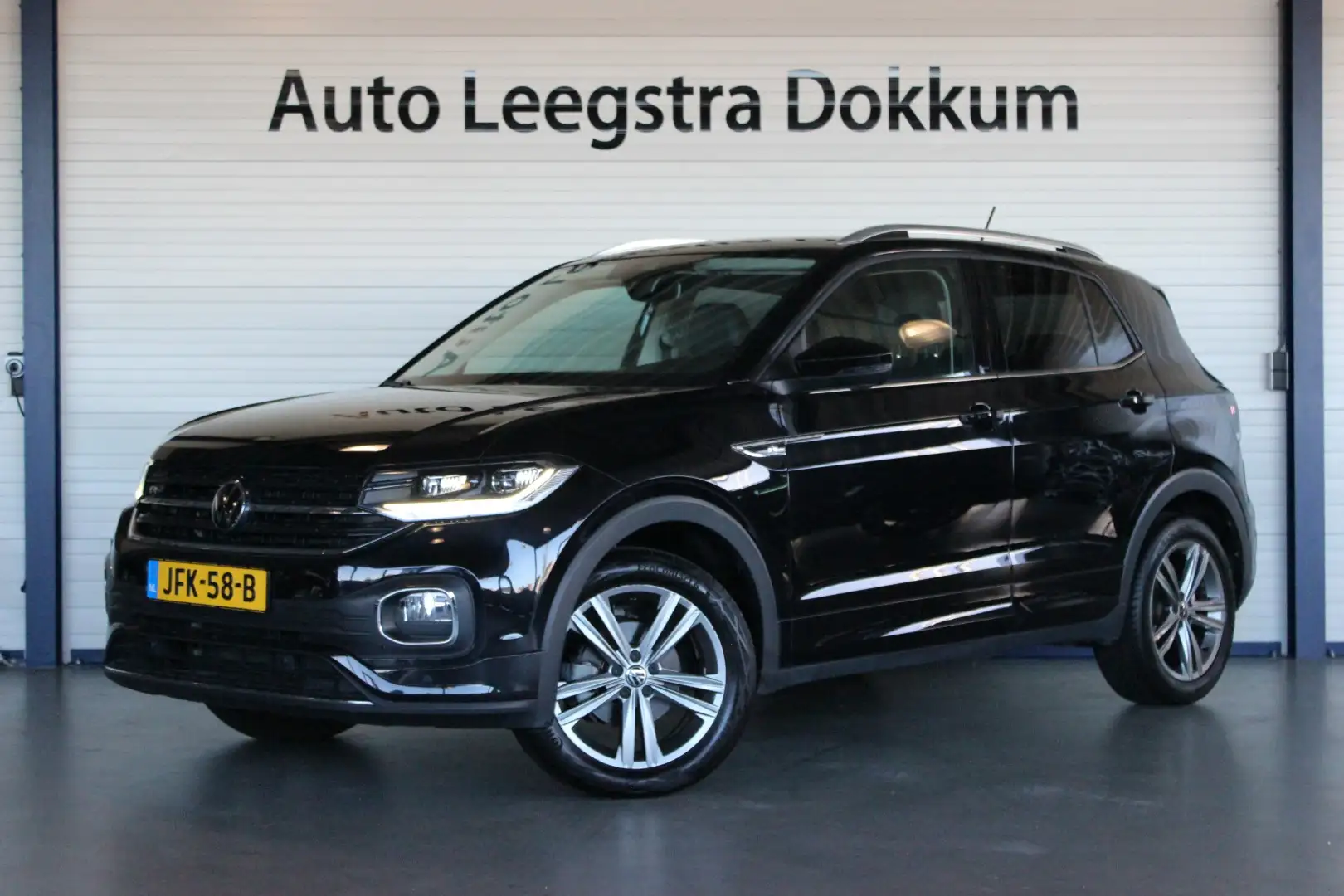 Volkswagen T-Cross 1.0 TSI R-Line Camera | Virtual Cockpit | Carplay Zwart - 1