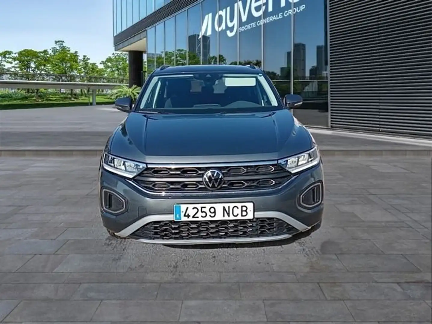 Volkswagen T-Roc 1.5 TSI Más DSG7 110KW Gris - 2