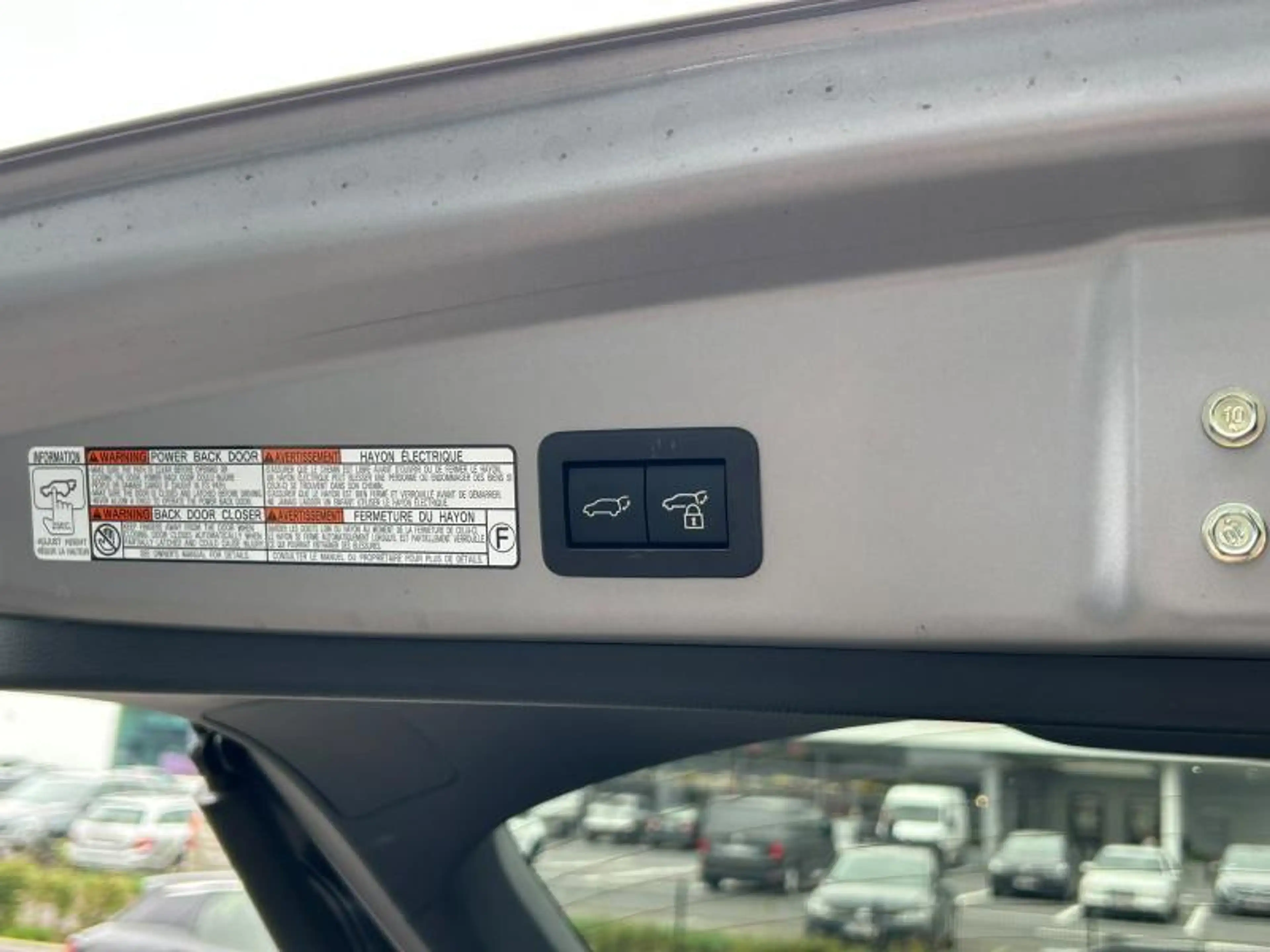Toyota Corolla Cross 2.0HYB STYLE + SUN PACK — photo 8