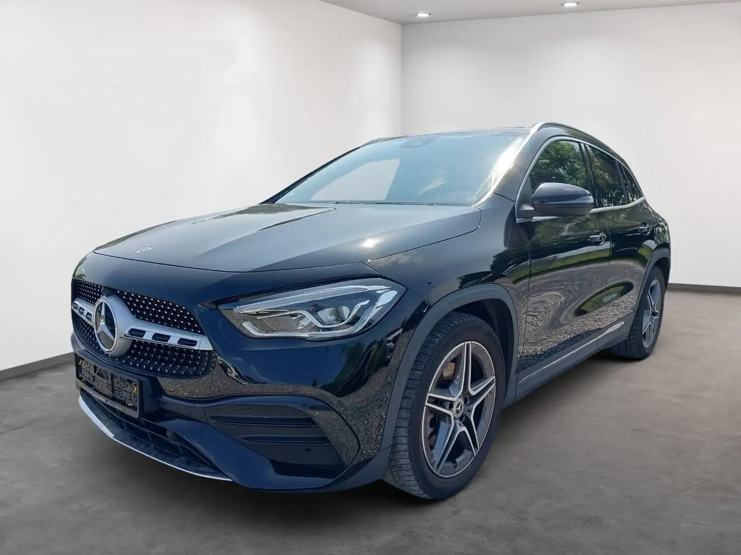 Mercedes-Benz GLA 250 *4MATIC*AMG-LINE*PANO*AMBIENTE*2.HAND* Schwarz - 1