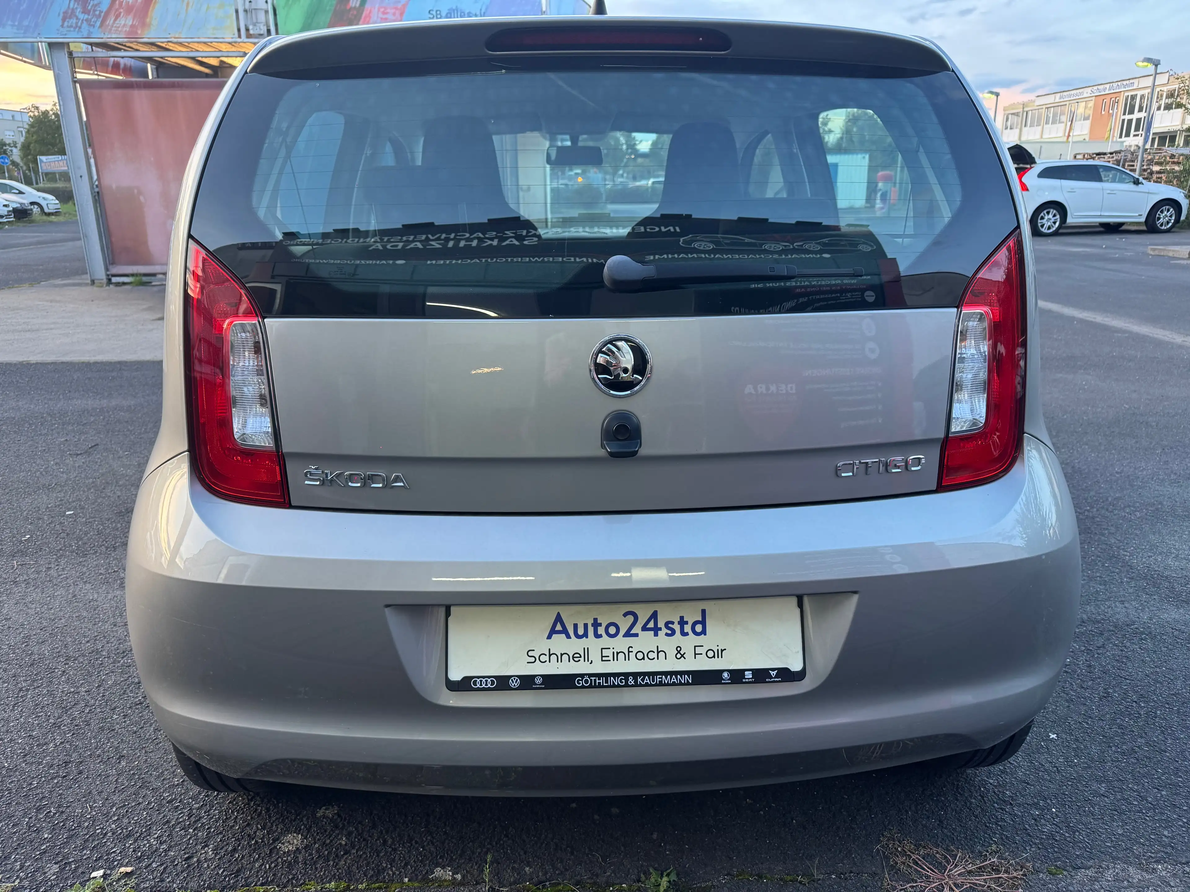 Skoda Citigo Active, Klima, Scheckheft gepflegt, TÜV Neu, 1 Jahr Premium Garantie — photo 7