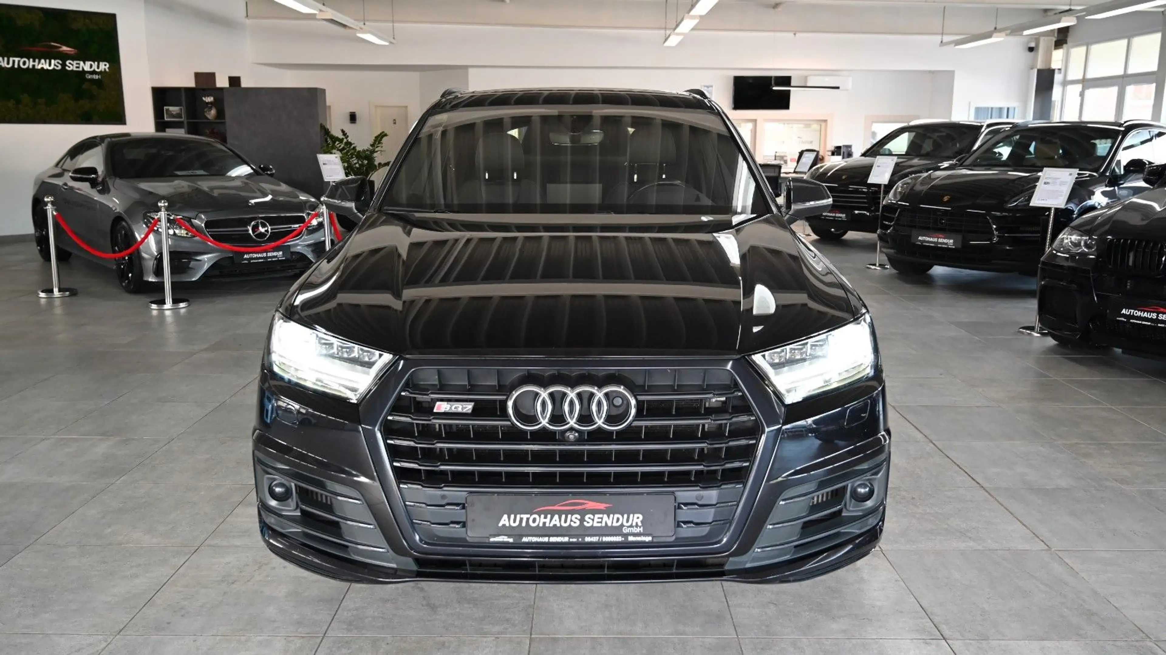 Audi SQ7 4.0 TDI quattro *7-SITZER*AHK*1.HAND — photo 10