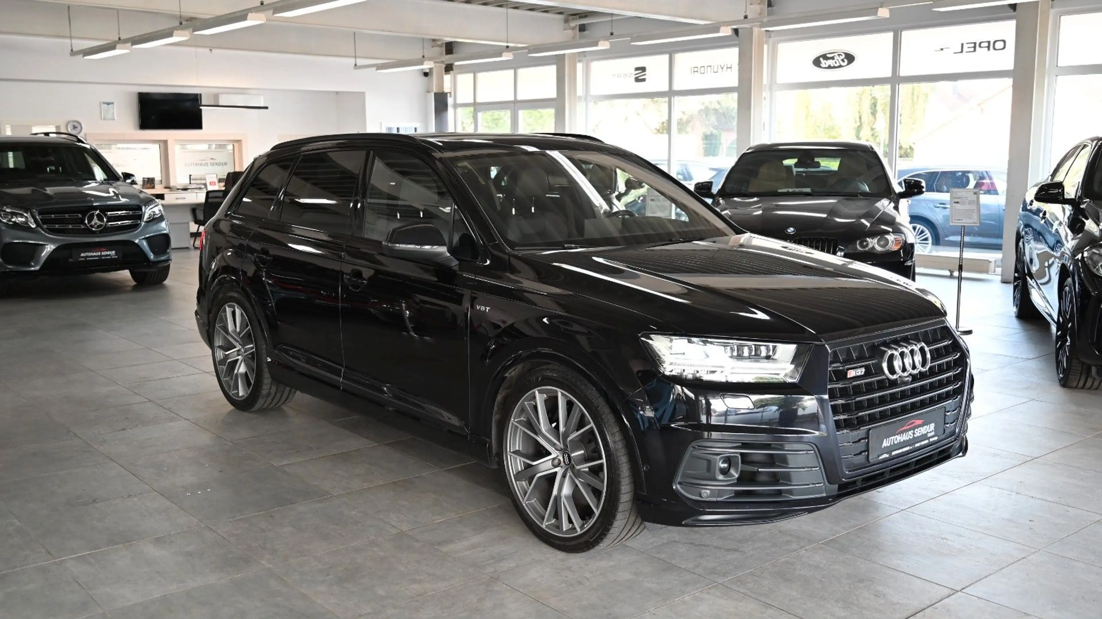 Audi SQ7 4.0 TDI quattro *7-SITZER*AHK*1.HAND — photo 9