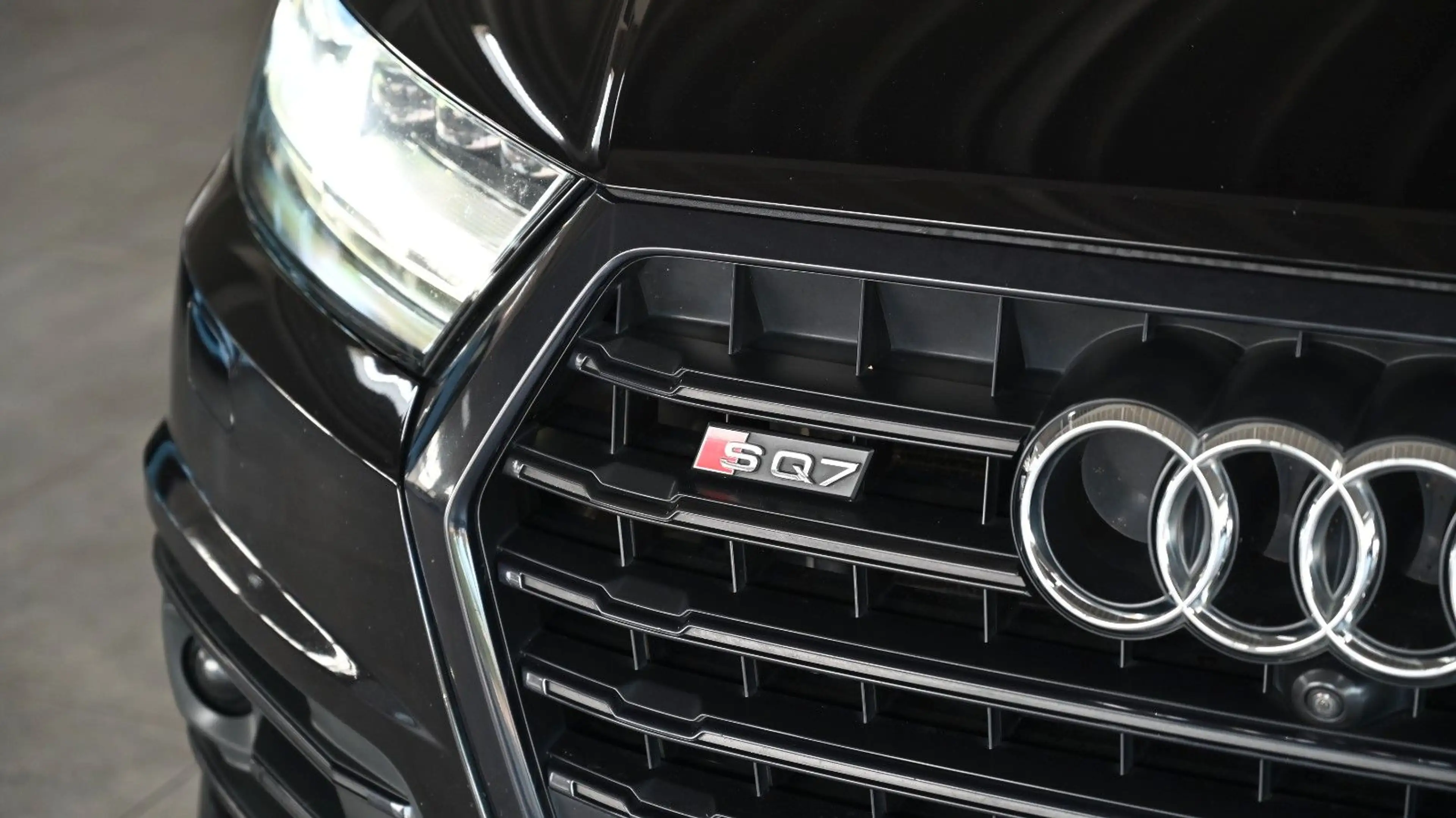 Audi SQ7 4.0 TDI quattro *7-SITZER*AHK*1.HAND — photo 12