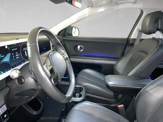 Hyundai Ioniq 5 view 4