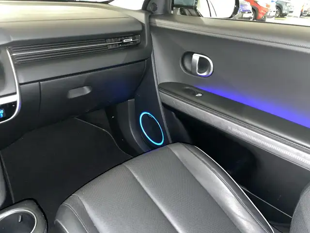 Hyundai Ioniq 5 view 9