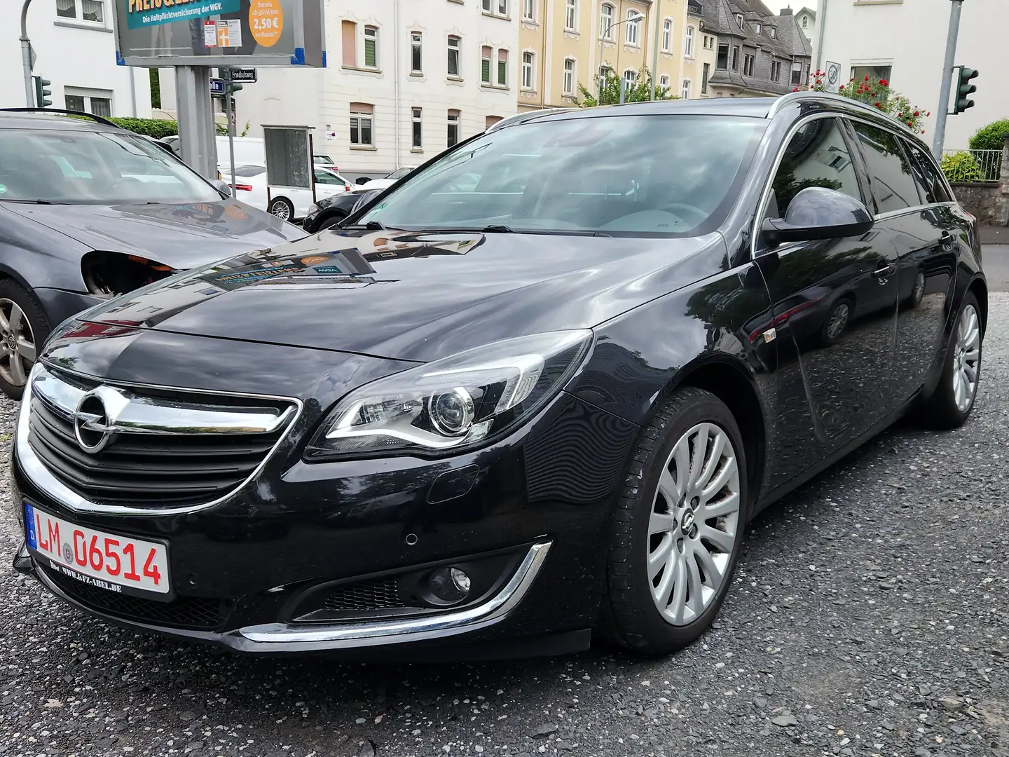 Opel Insignia Innovation/Euro6/Navi/AHK/8Alus/Bi-Xenon/LED/RFK Noir - 1