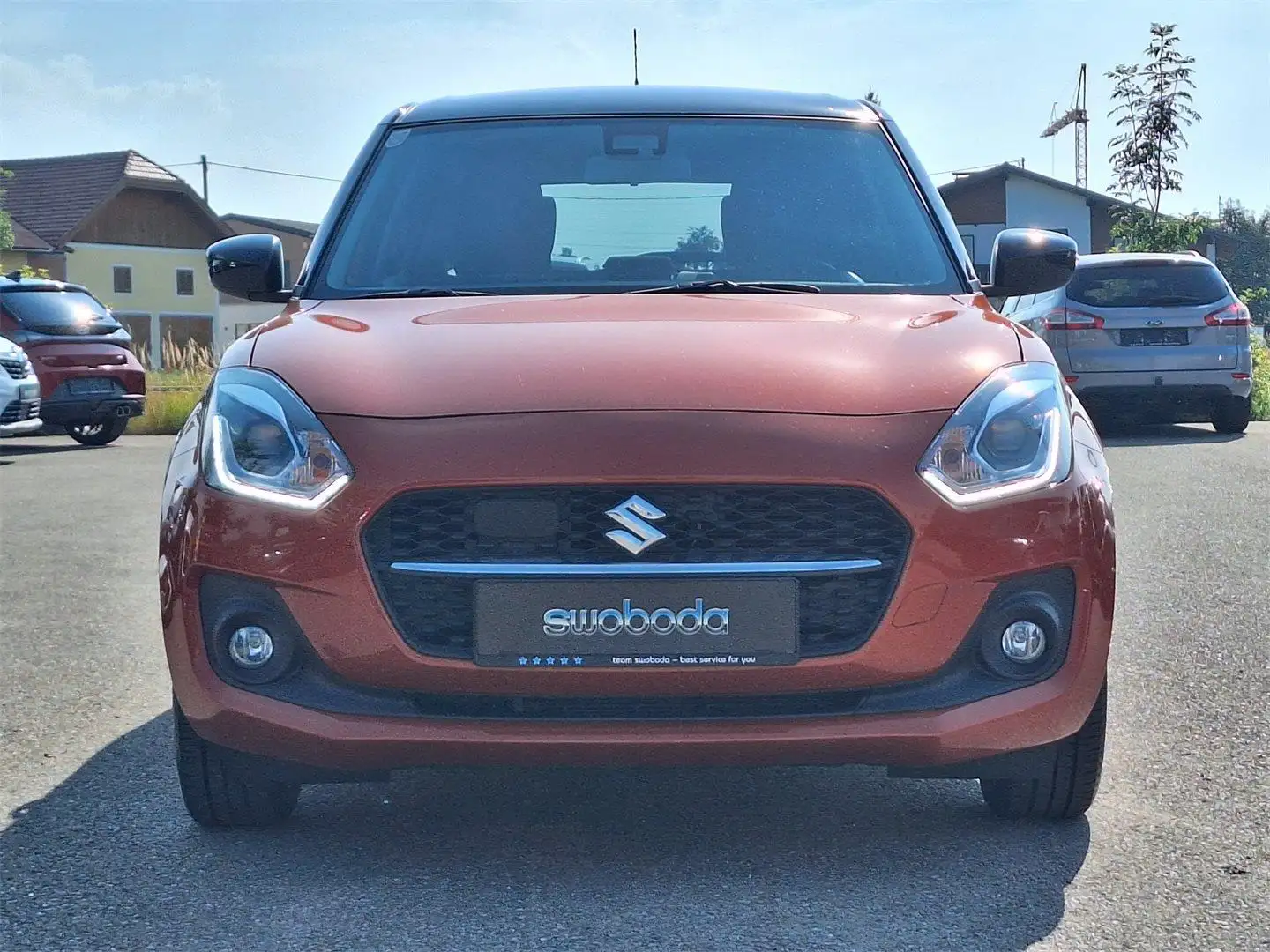 Suzuki Swift 1,2 Hybrid DualJet Allgrip Shine Orange - 2
