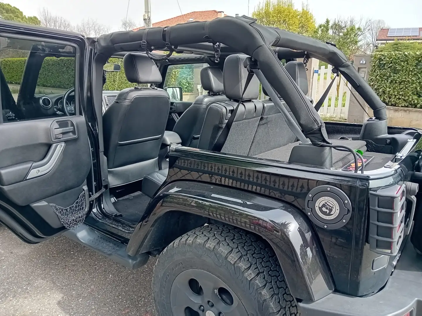 Jeep Wrangler Wrangler Unlimited 2.8 crd Sahara auto E5+ Nero - 2