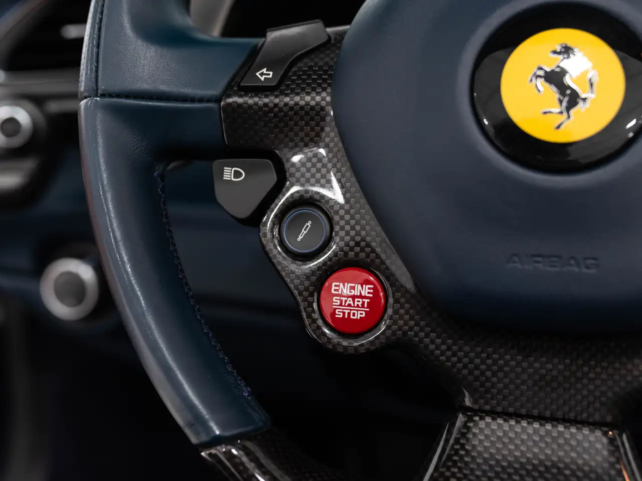 Ferrari 488 снимка Ferrari 488