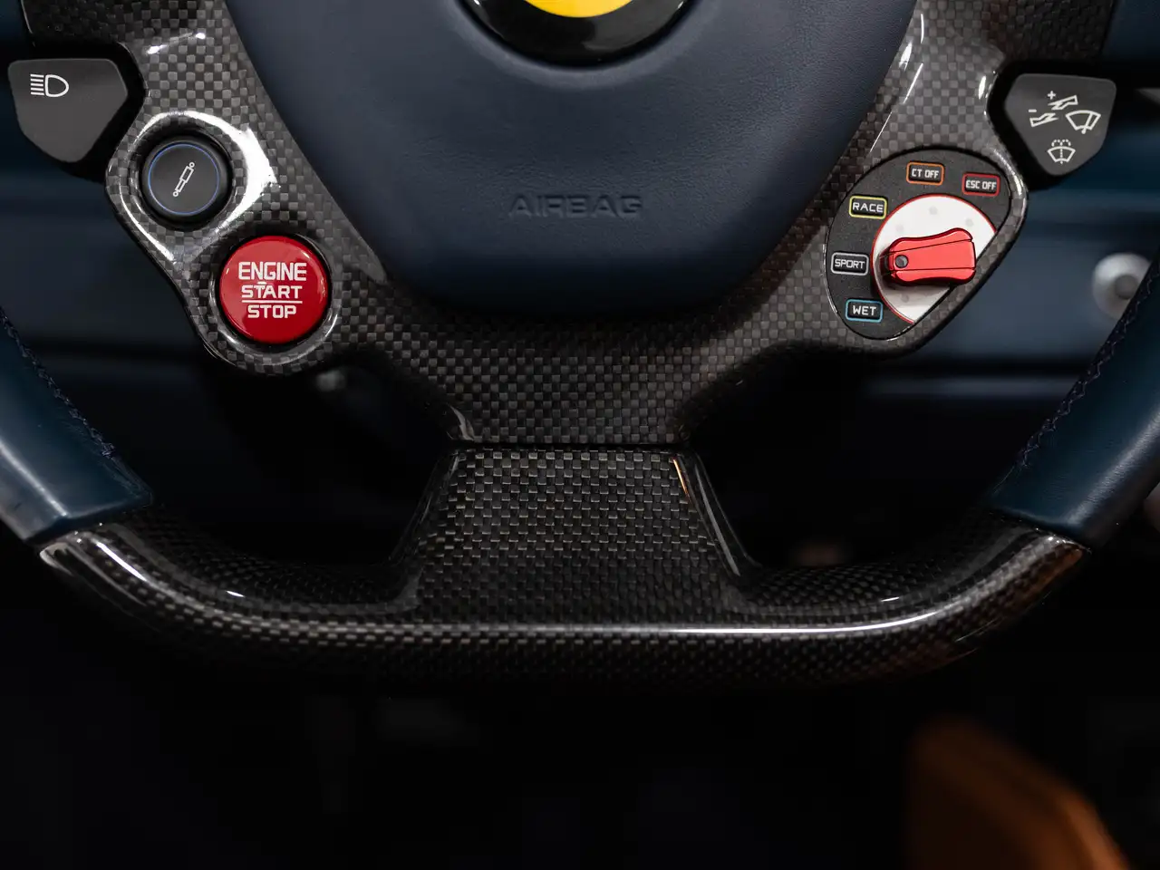 Ferrari 488 снимка Ferrari 488