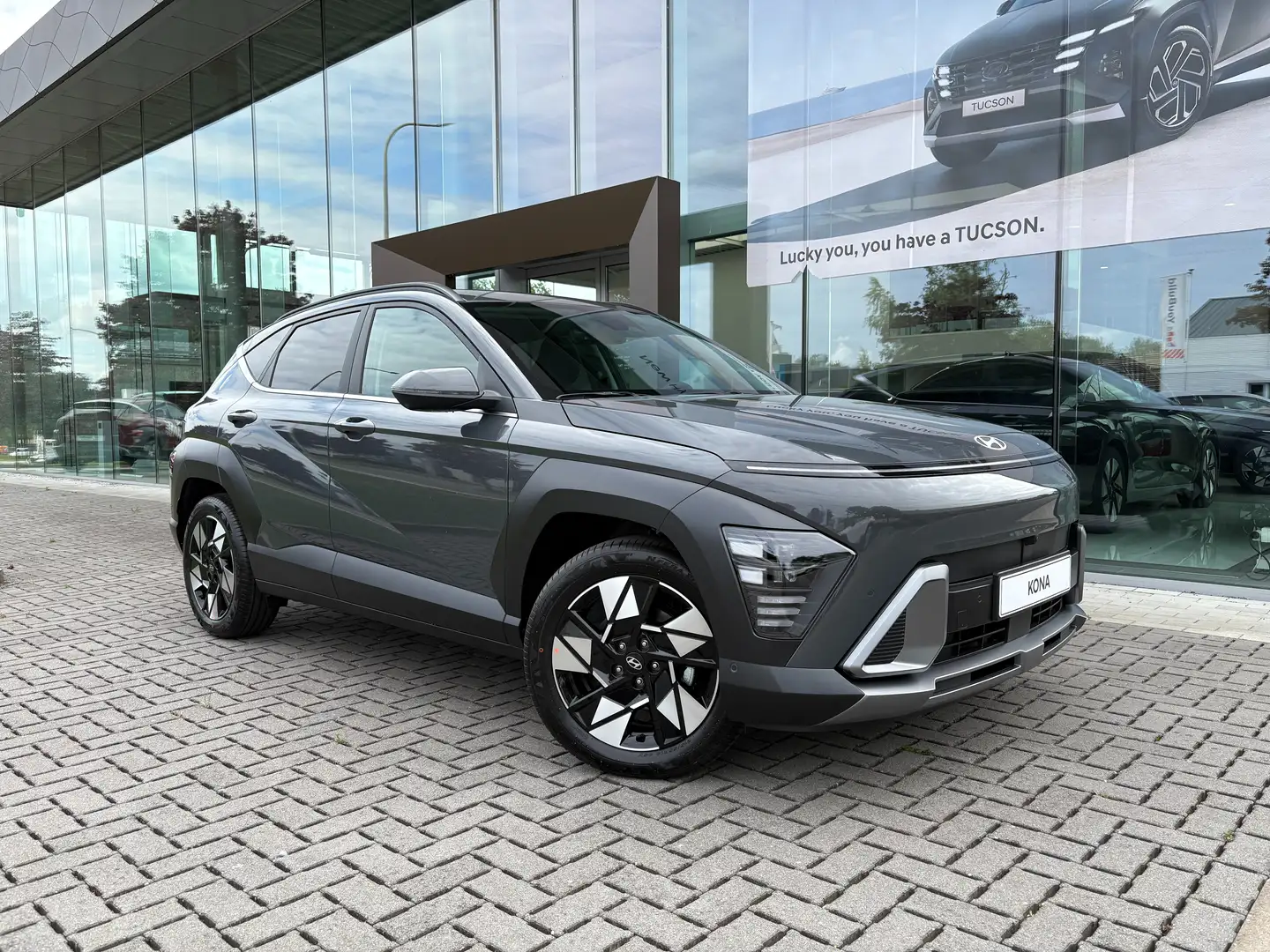 Hyundai KONA 1.6 GDi HEV Shine Gris - 1