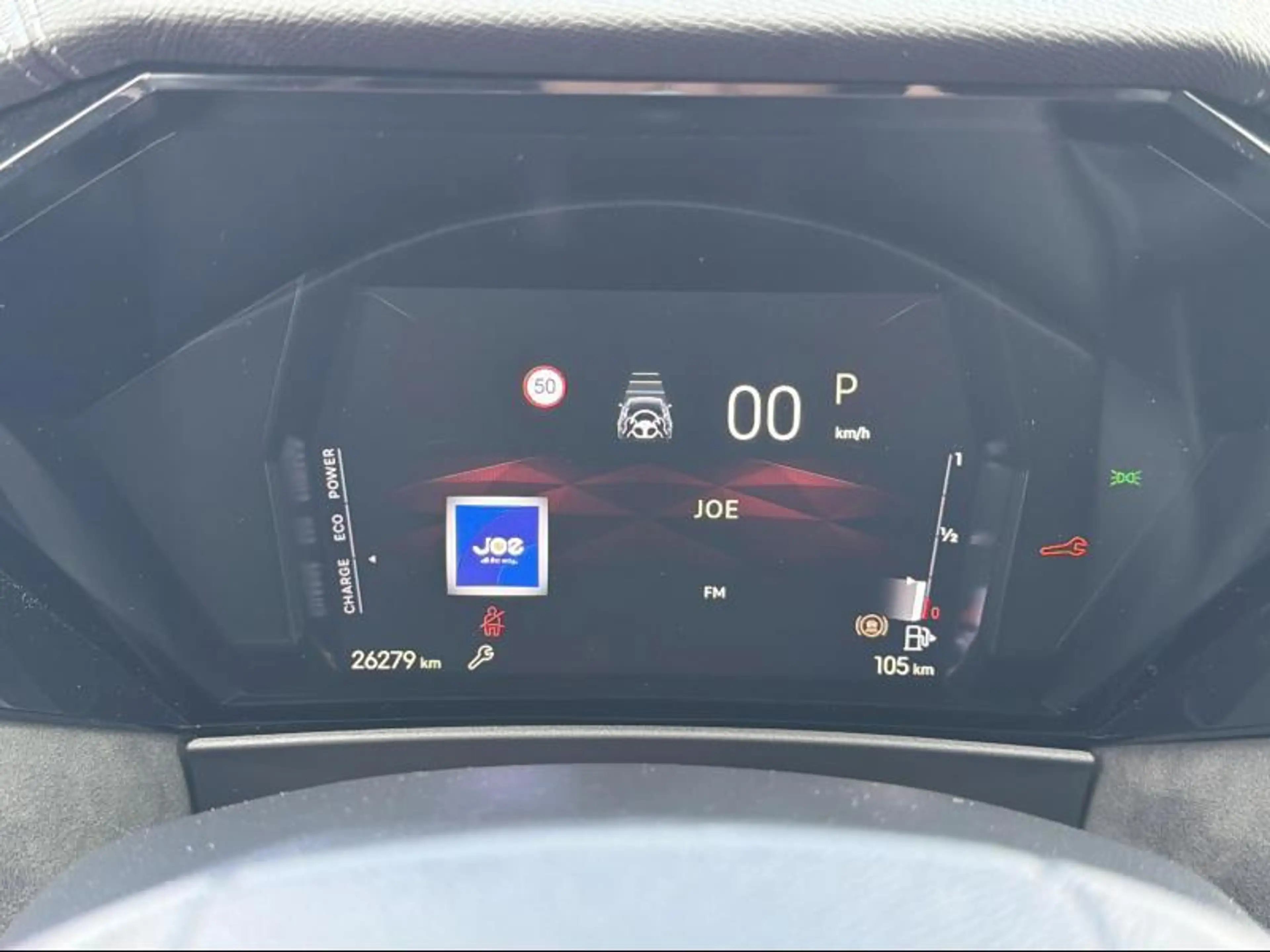 DS Automobiles DS 4 ETOILE ALCANTARA HYBRID — photo 11