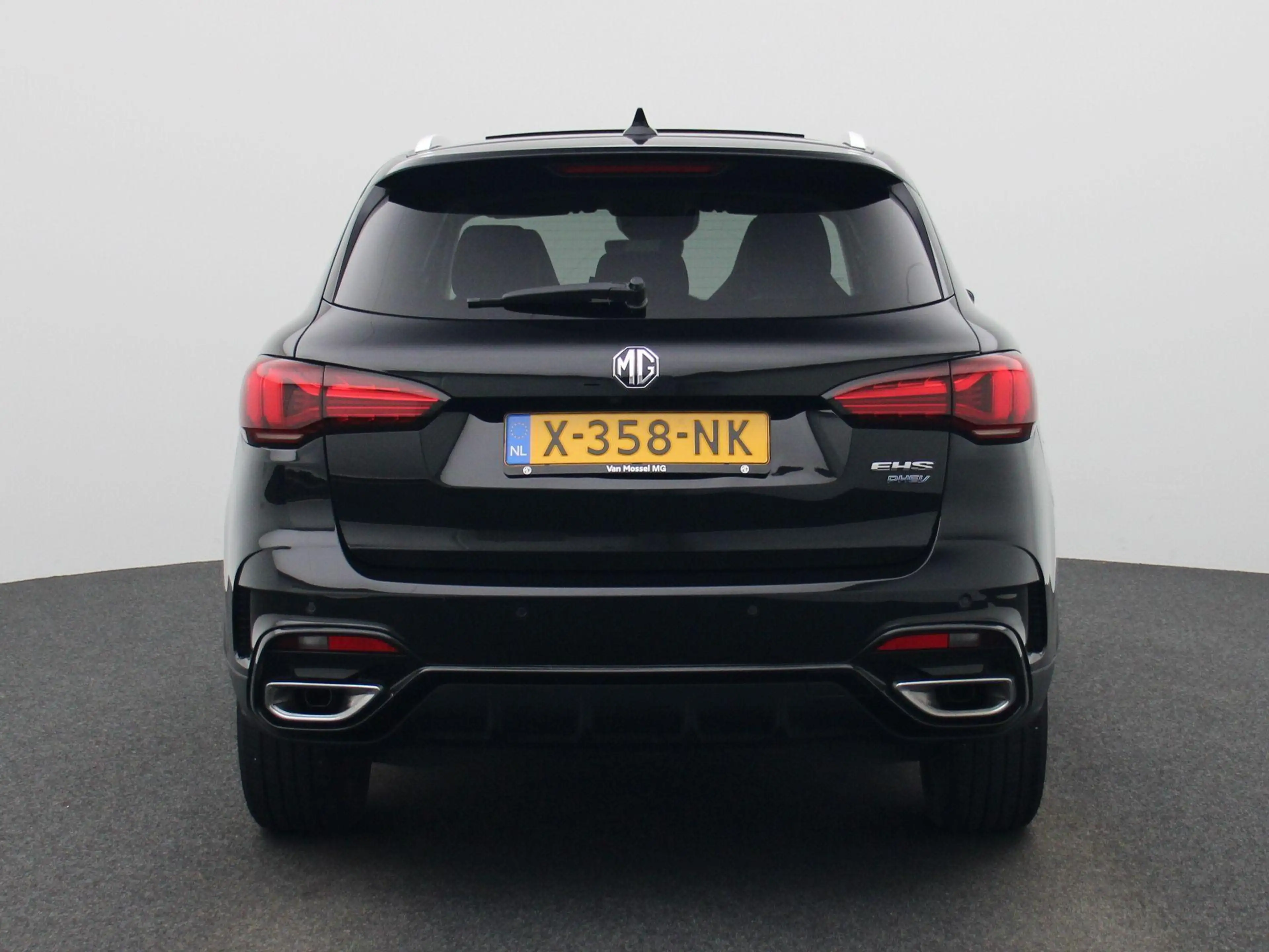 MG EHS 1.5 TGDI Luxury — photo 6