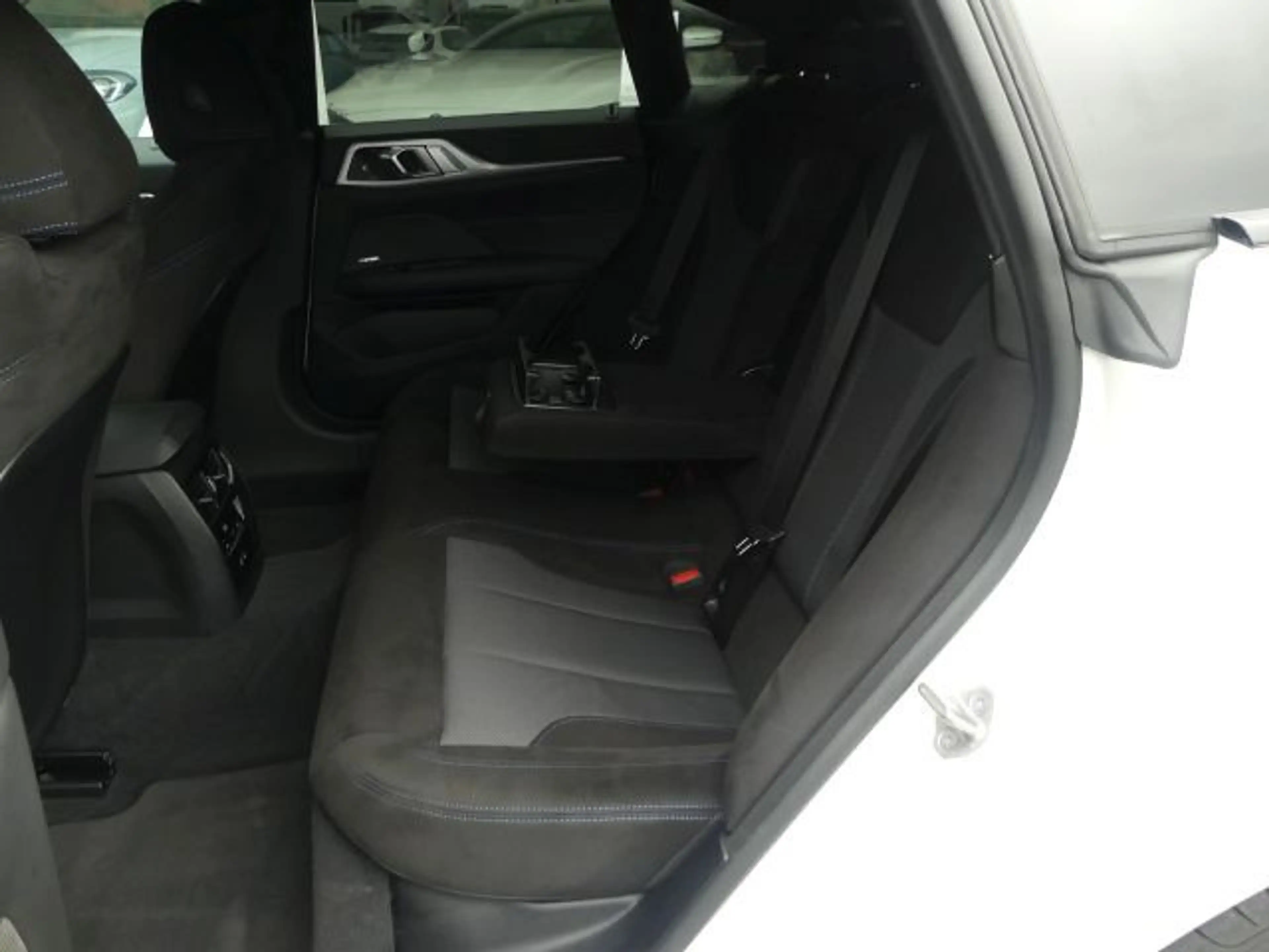BMW 420 d xDrive M Sportp.°Stdhzg.19Z-ACC — photo 9