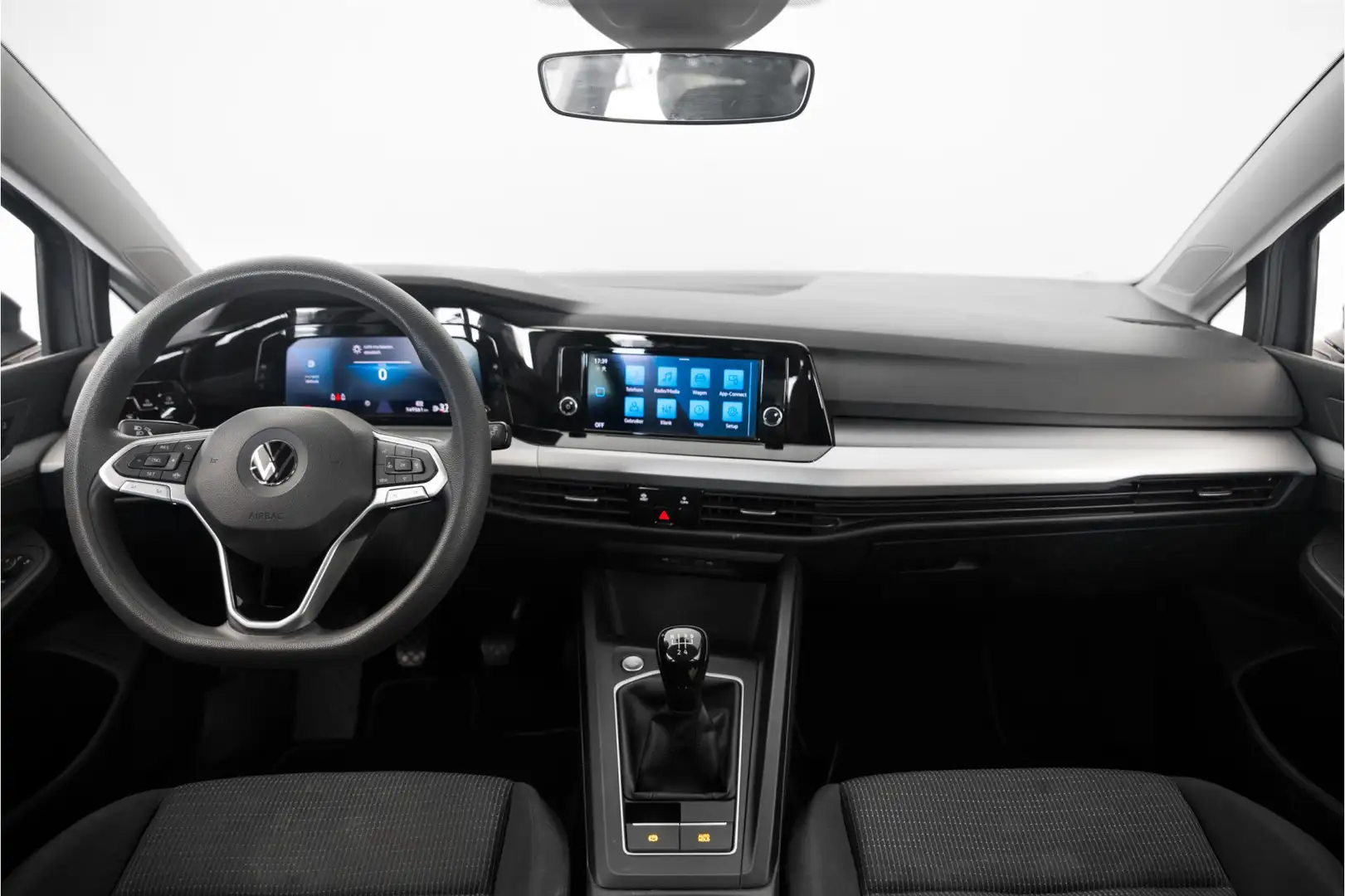 Volkswagen Golf 1.0 TSI Golf Trekhaak Apple carplay Lichtmetaal Grigio - 2