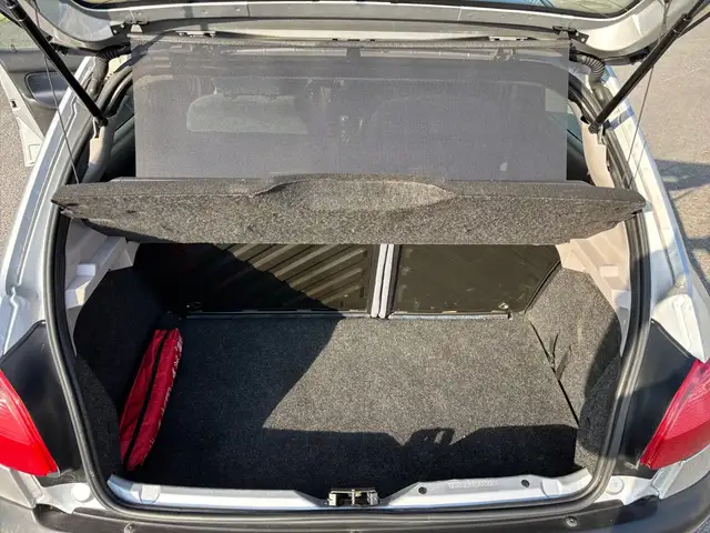 Peugeot 206 view 26