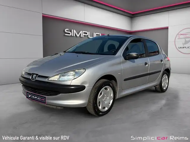 Peugeot 206 view 4