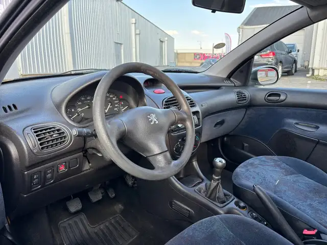 Peugeot 206 view 21
