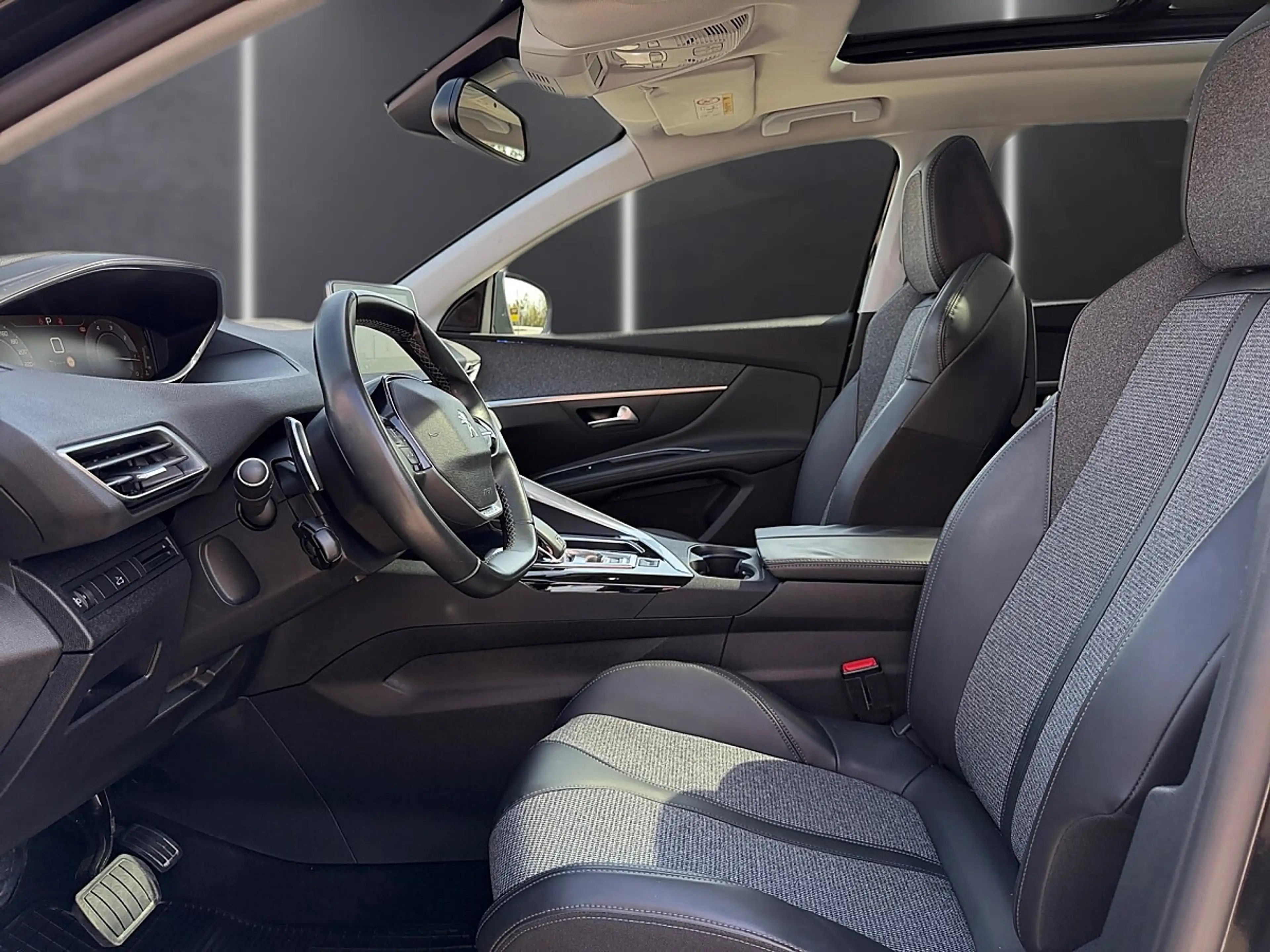 Peugeot 5008 1.6 BlueHDI 120 FAP Allure 7 Sitzer — photo 11
