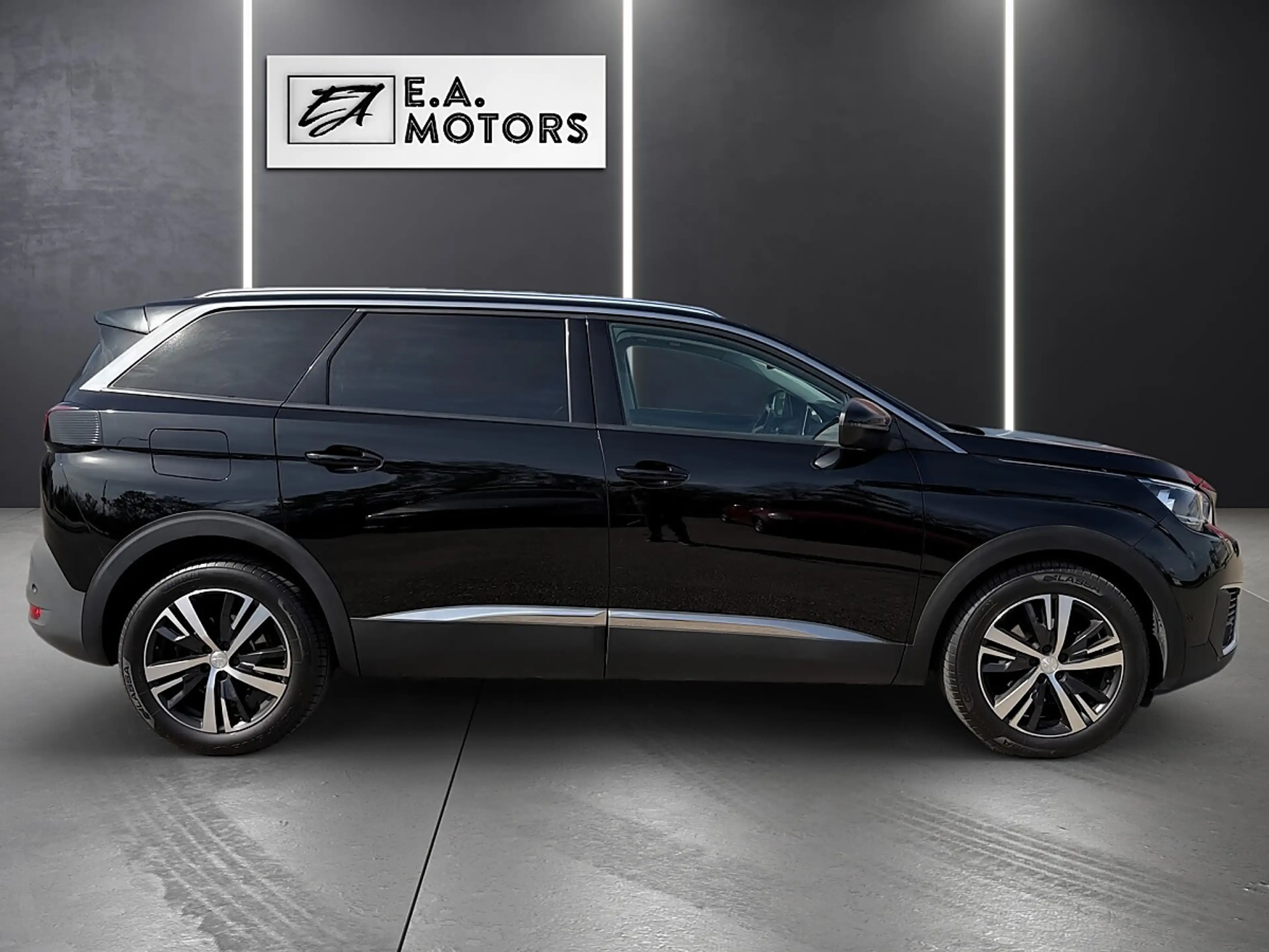 Peugeot 5008 1.6 BlueHDI 120 FAP Allure 7 Sitzer — photo 4