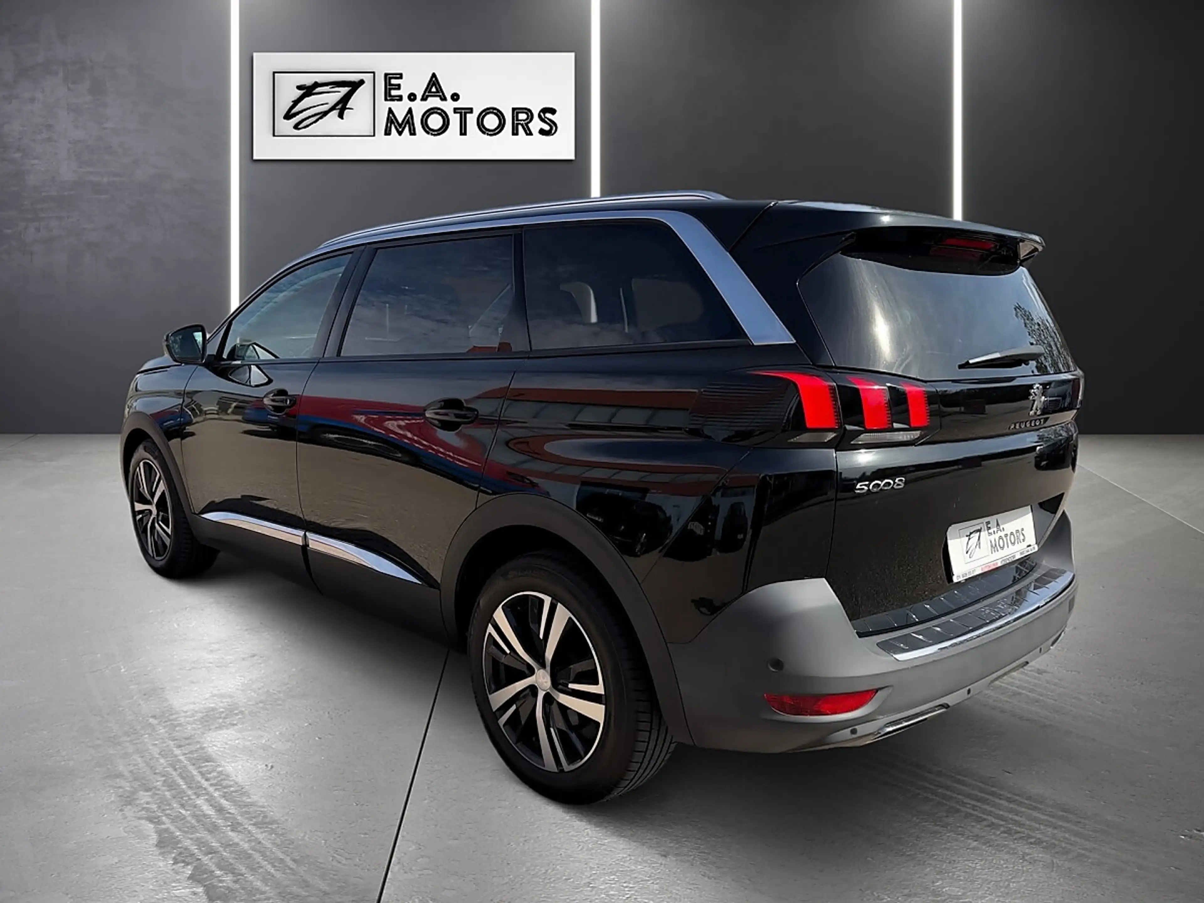 Peugeot 5008 1.6 BlueHDI 120 FAP Allure 7 Sitzer — photo 7