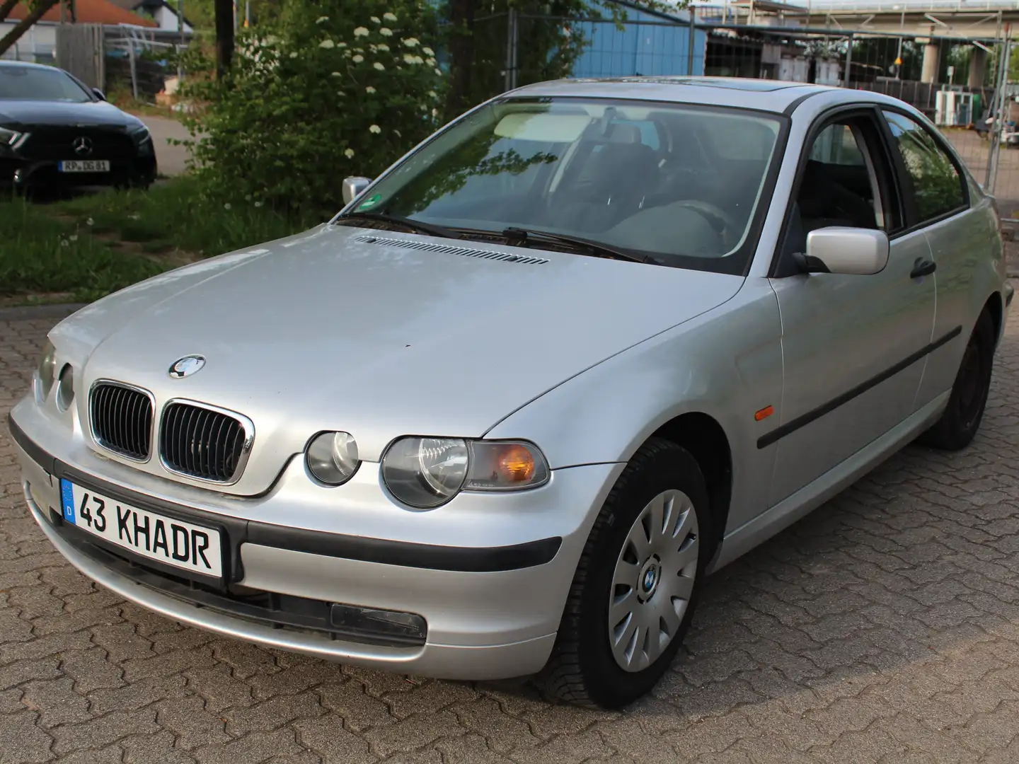BMW 316 316ti TÜV 04/2027 Grau - 2