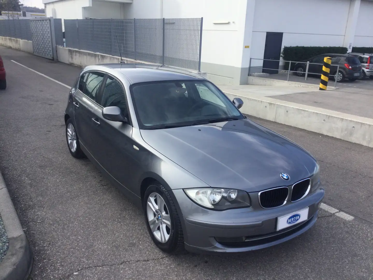 BMW 120 Grigio - 2