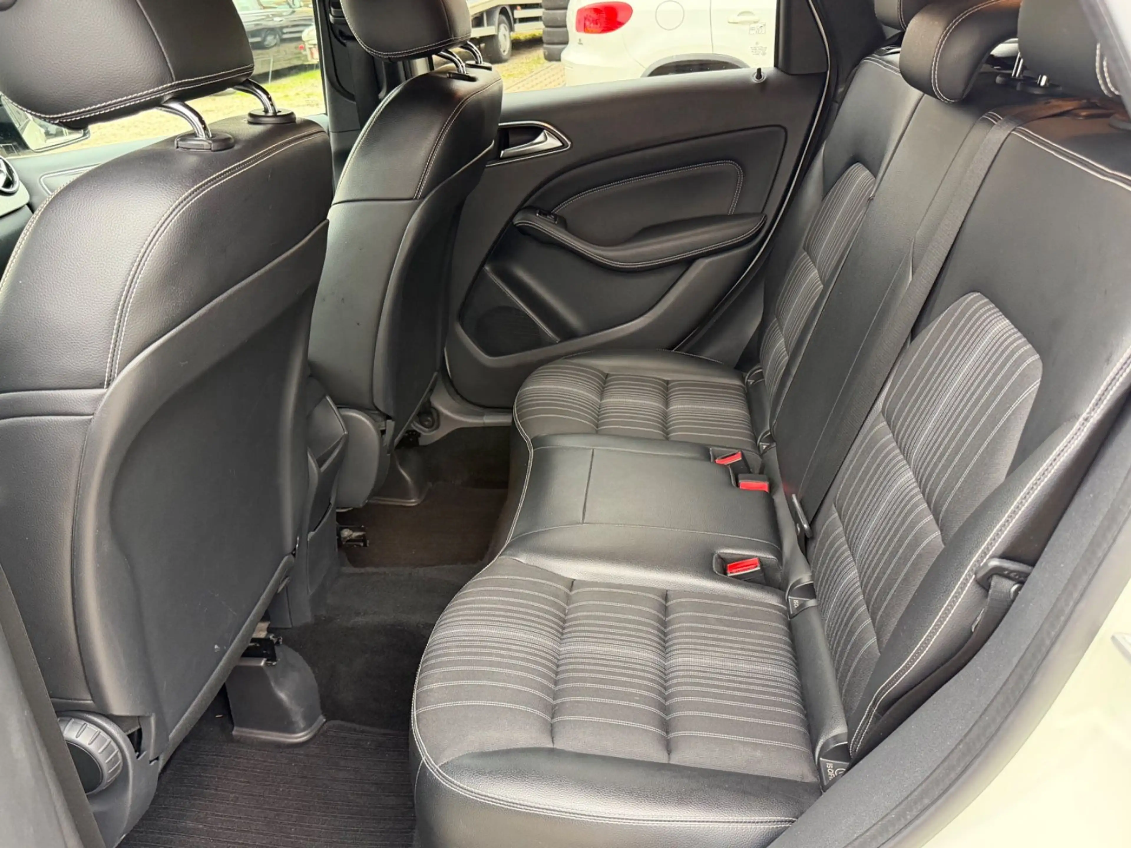 Mercedes-Benz B 200 B B 200 — photo 9