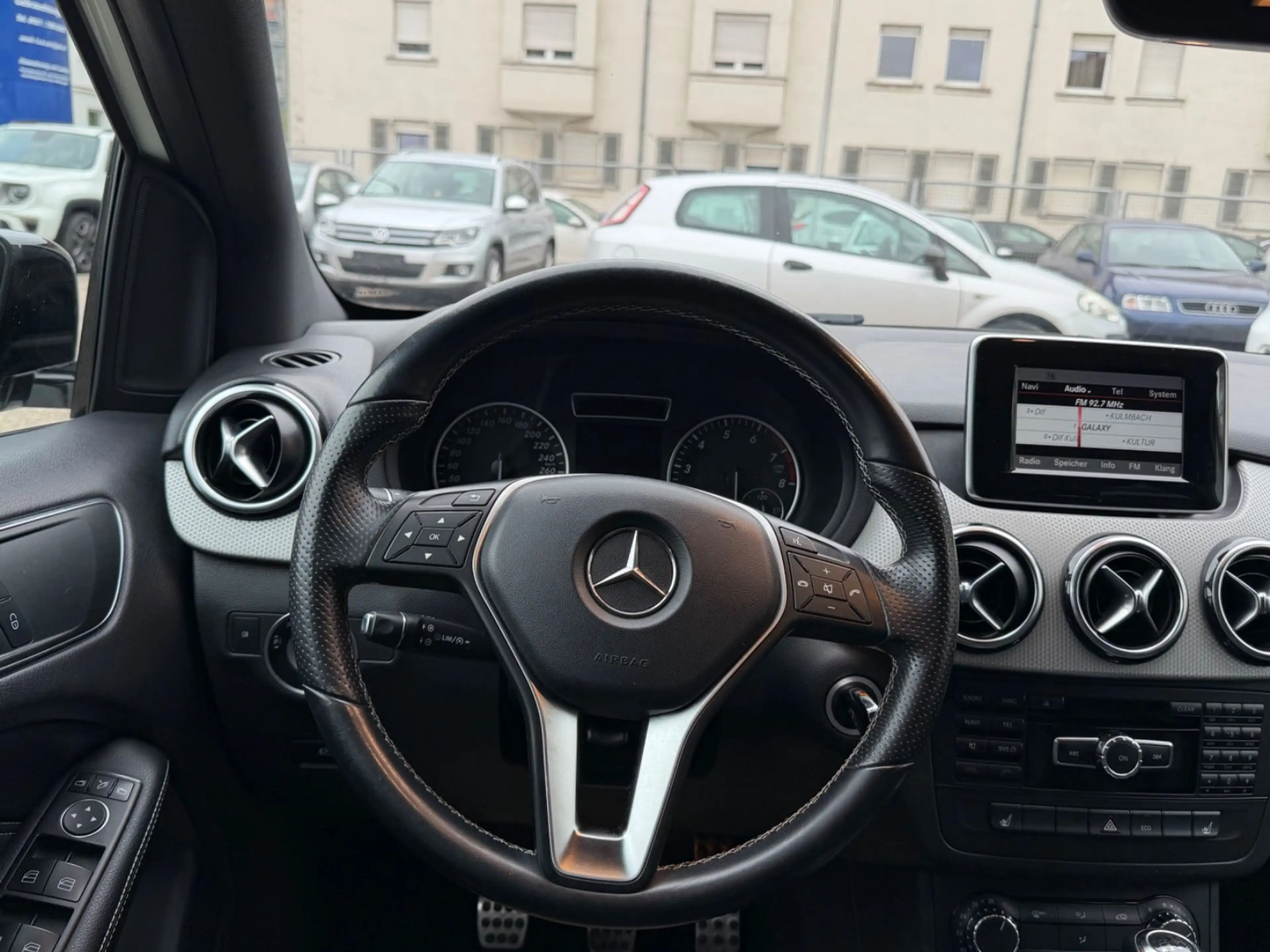 Mercedes-Benz B 200 B B 200 — photo 10