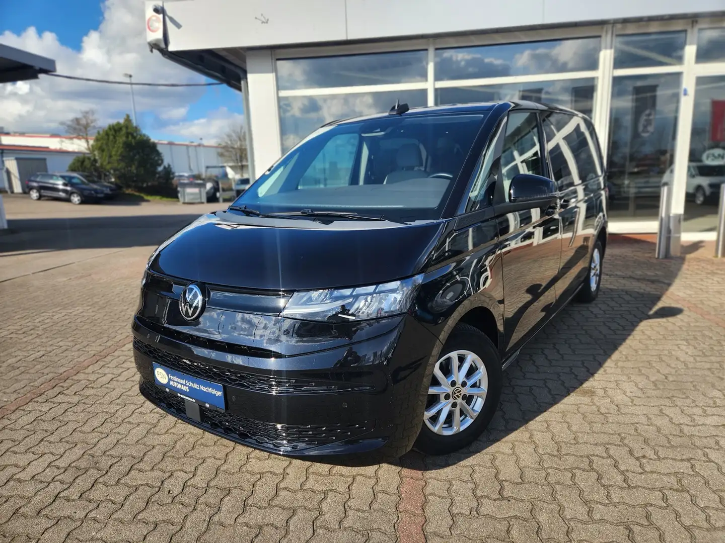 Volkswagen Multivan Schwarz - 2