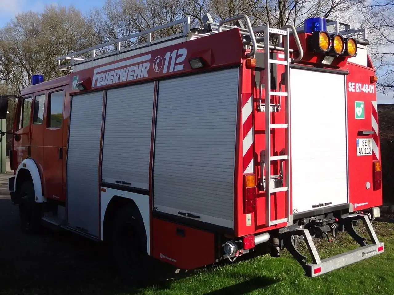 Mercedes-Benz 1224 Feuerwehr LF 16/12 Allrad 4x4 8+2 Sitze, foto 4