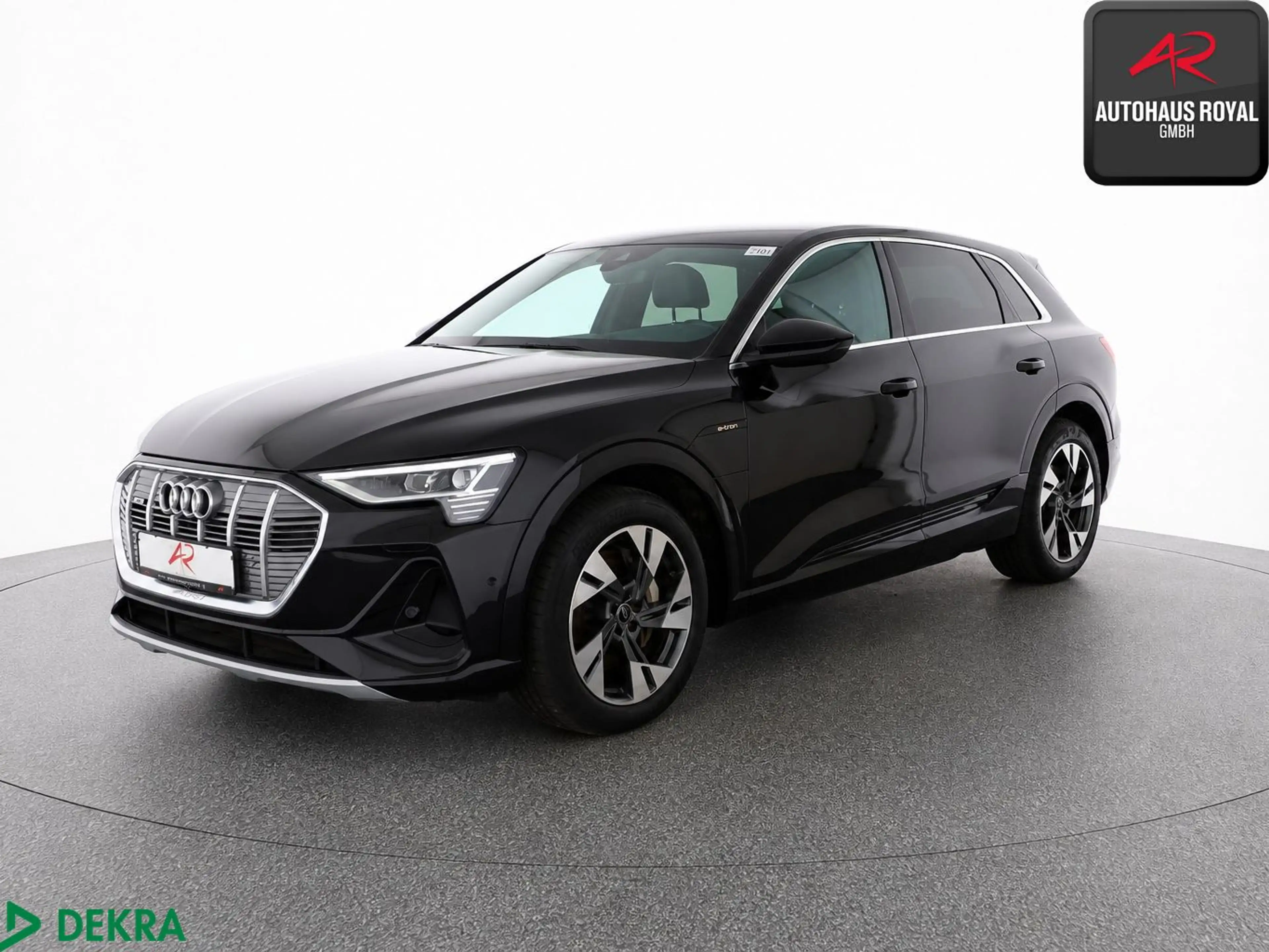 Audi e-tron 55 qu S LINE HUD,LUFT,KEYLESS,CARPLAY,SH