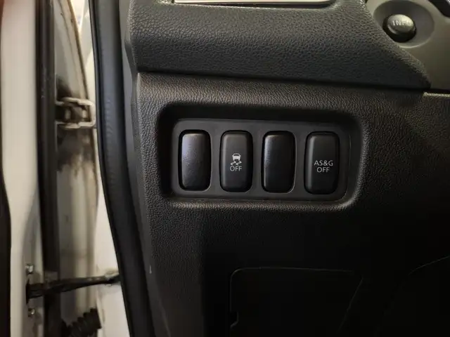 Mitsubishi ASX view 13