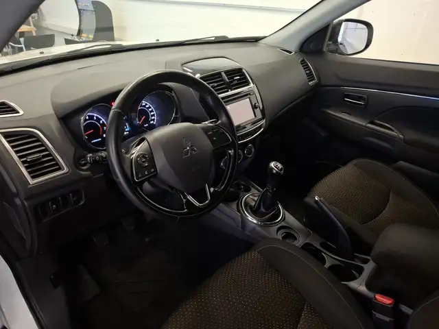 Mitsubishi ASX view 8