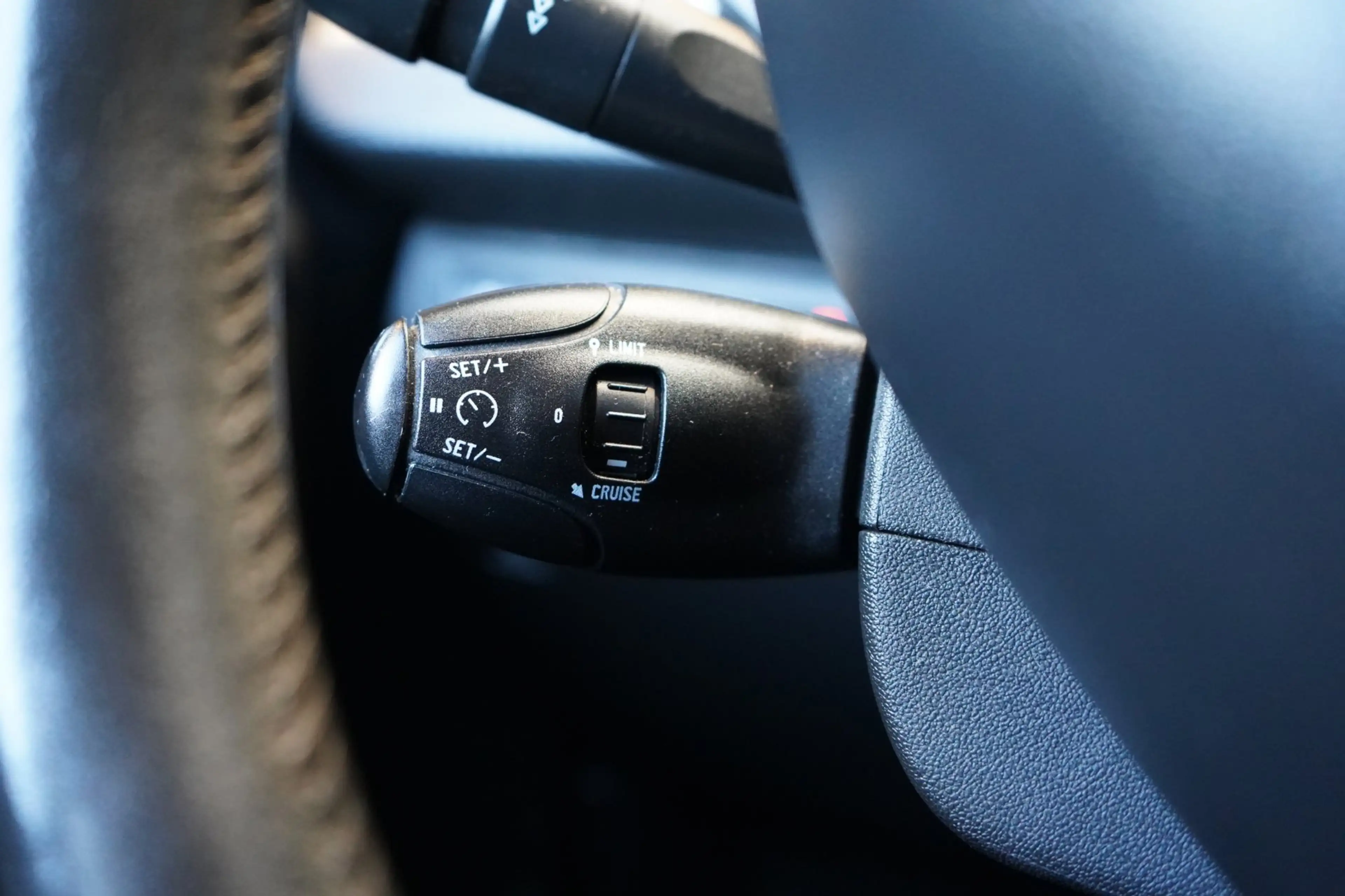 Peugeot 208 1.2 PureTech Allure | PDC | CRUISE | AIRCO | APK — photo 25