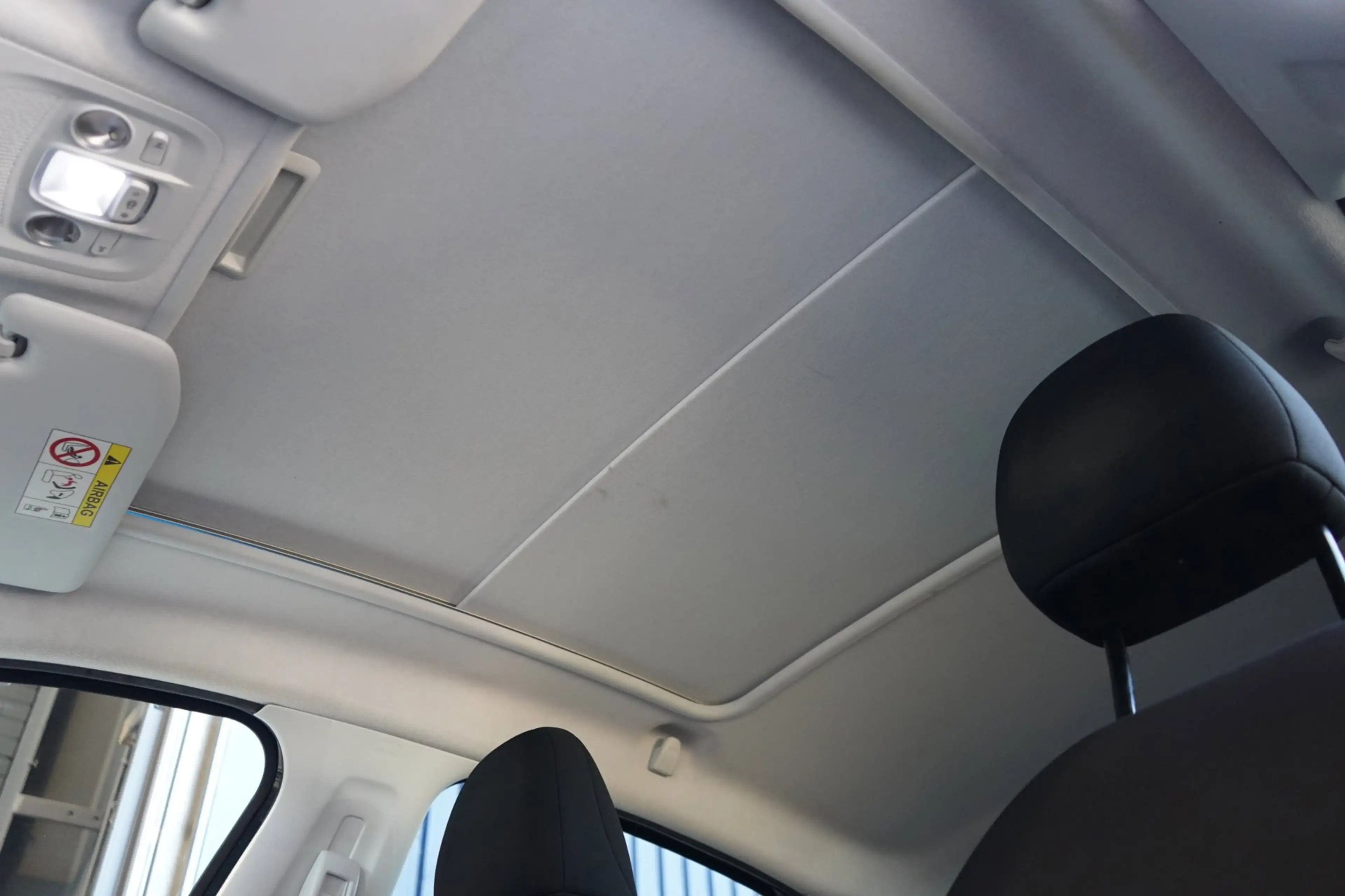Peugeot 208 1.2 PureTech Allure | PDC | CRUISE | AIRCO | APK — photo 22