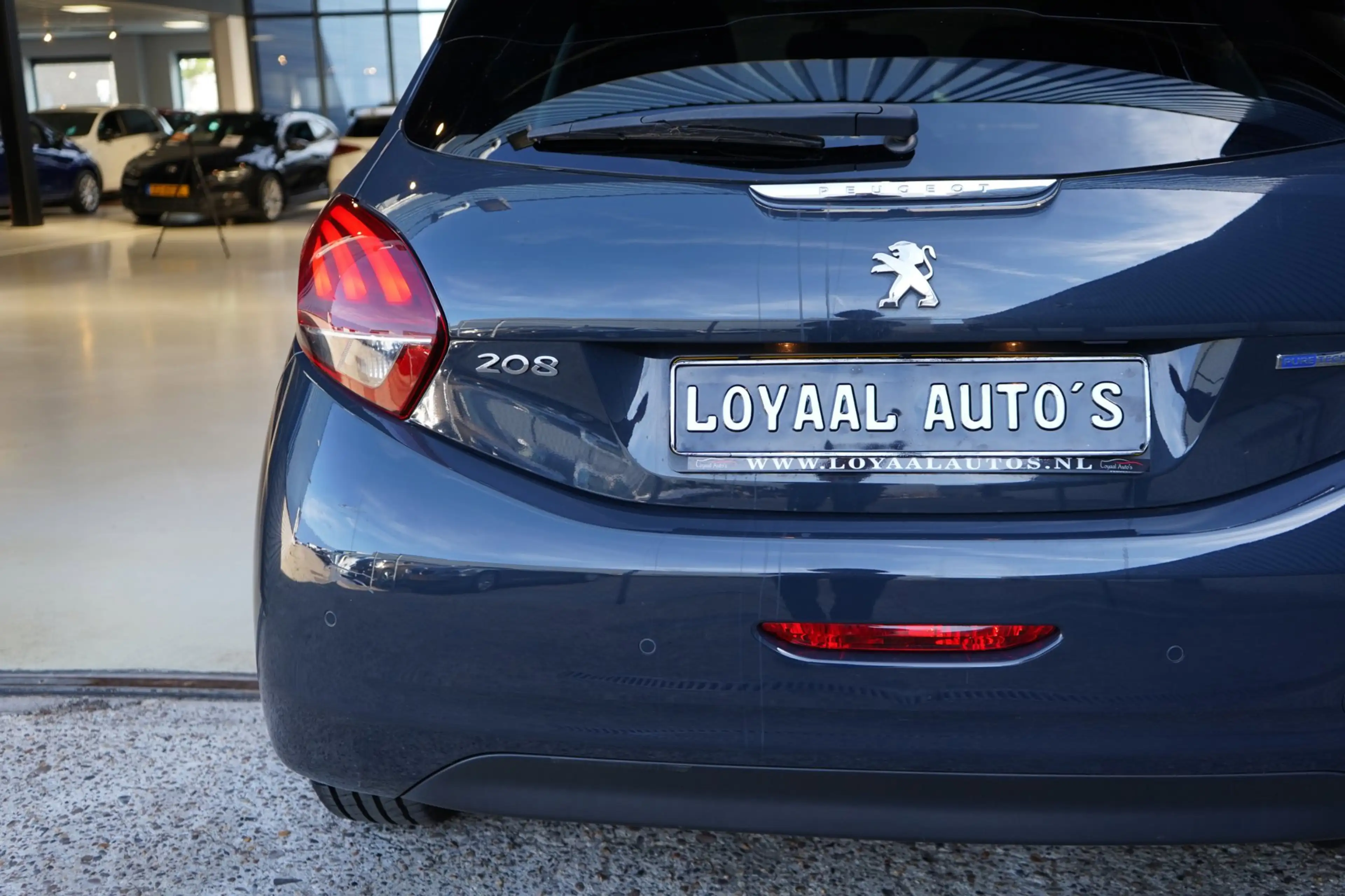 Peugeot 208 1.2 PureTech Allure | PDC | CRUISE | AIRCO | APK — photo 13