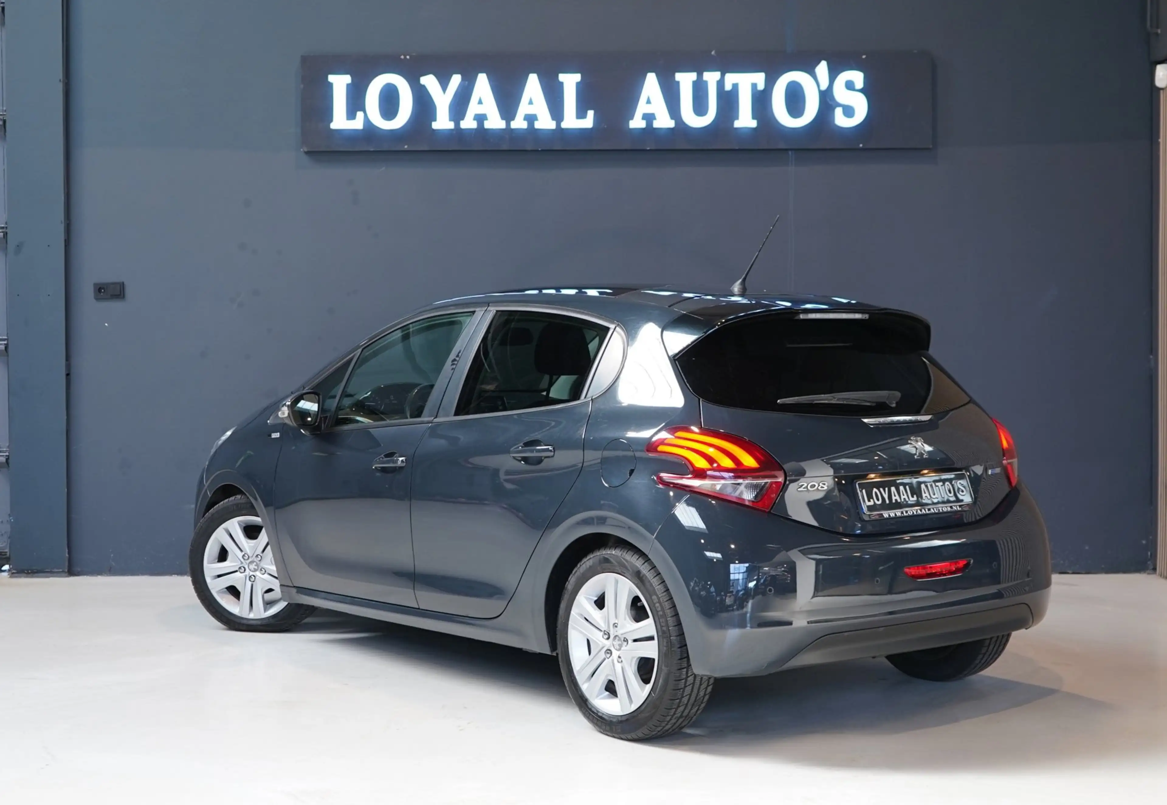 Peugeot 208 1.2 PureTech Allure | PDC | CRUISE | AIRCO | APK — photo 6