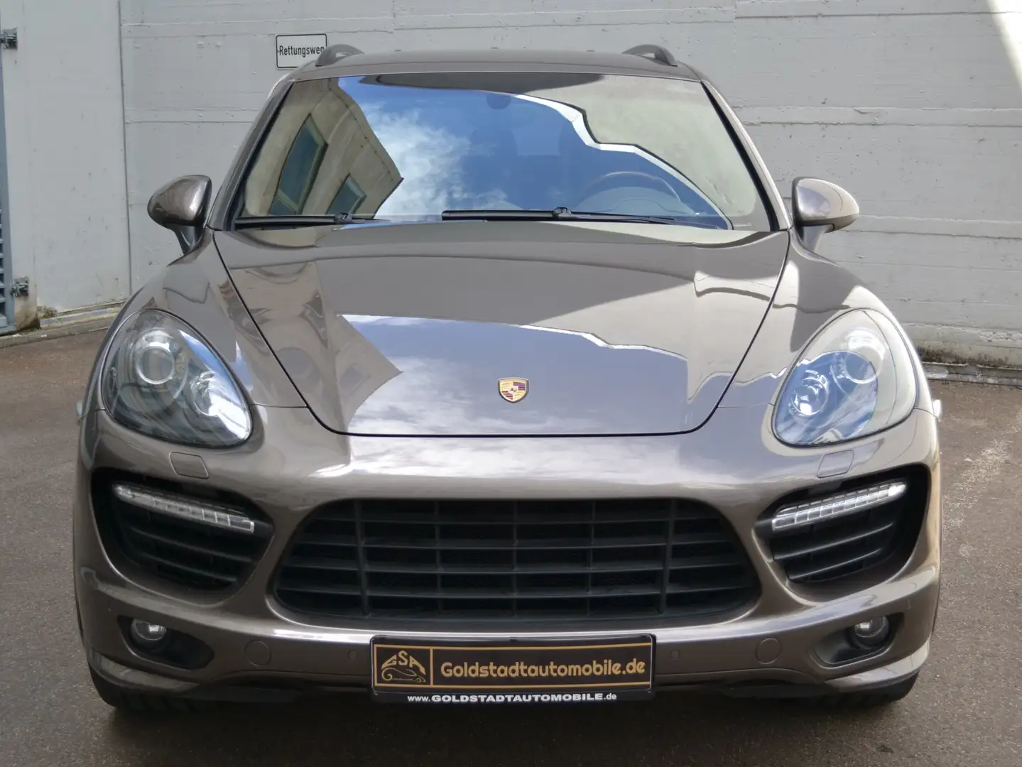 Porsche Cayenne GTS Tiptronic S Коричневий - 2