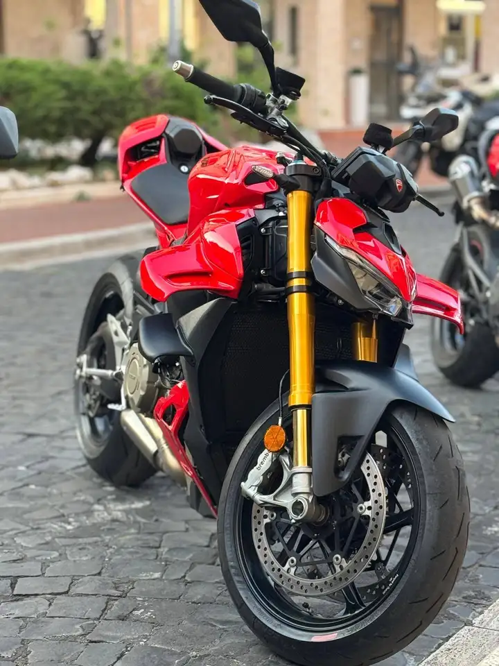 Ducati Streetfighter
