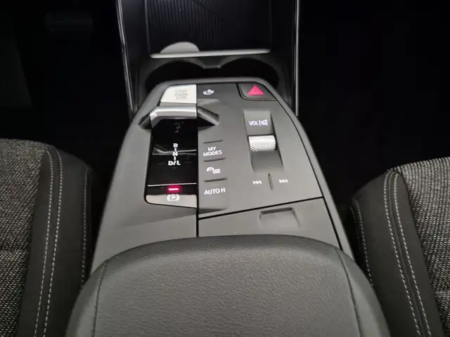 BMW 2 Series view 11