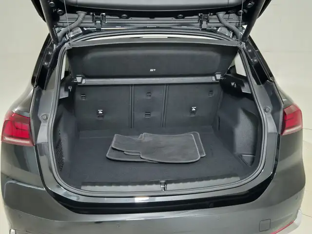 BMW 2 Series view 13