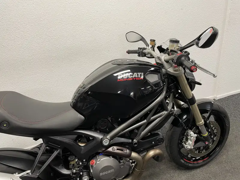 Ducati M 1100 EVO - foto 8