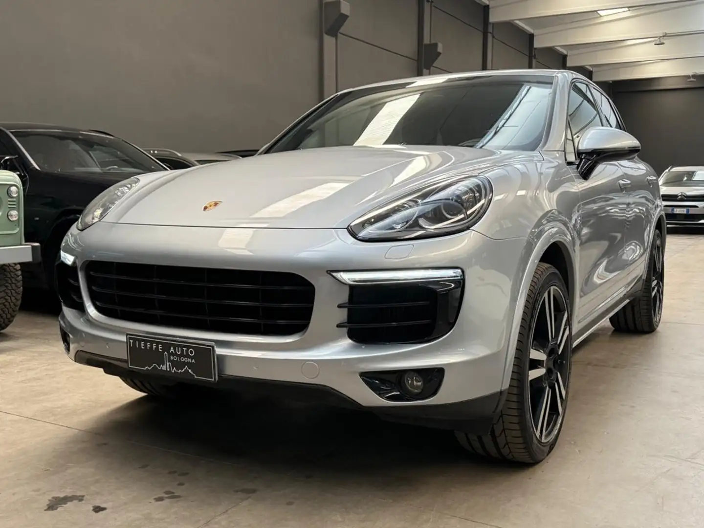 Porsche Cayenne 3.0 Diesel Platinum Edition Argento - 1