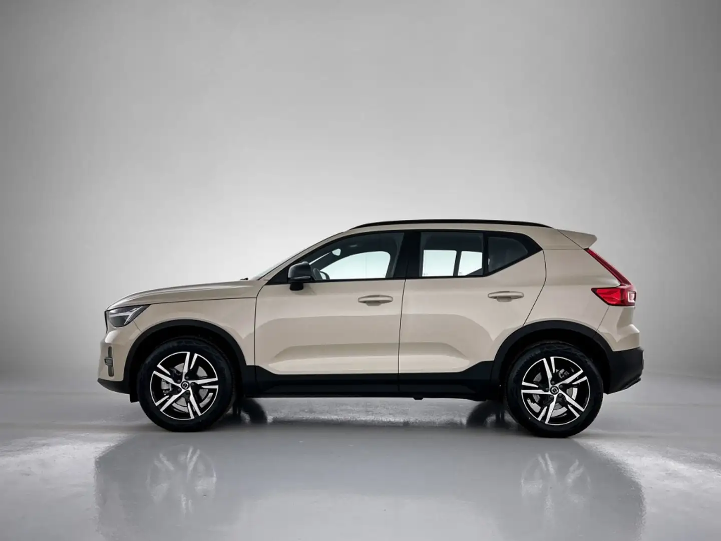 Volvo XC40 2.0 B4 Plus Dark | Trekhaak | Коричневий - 2